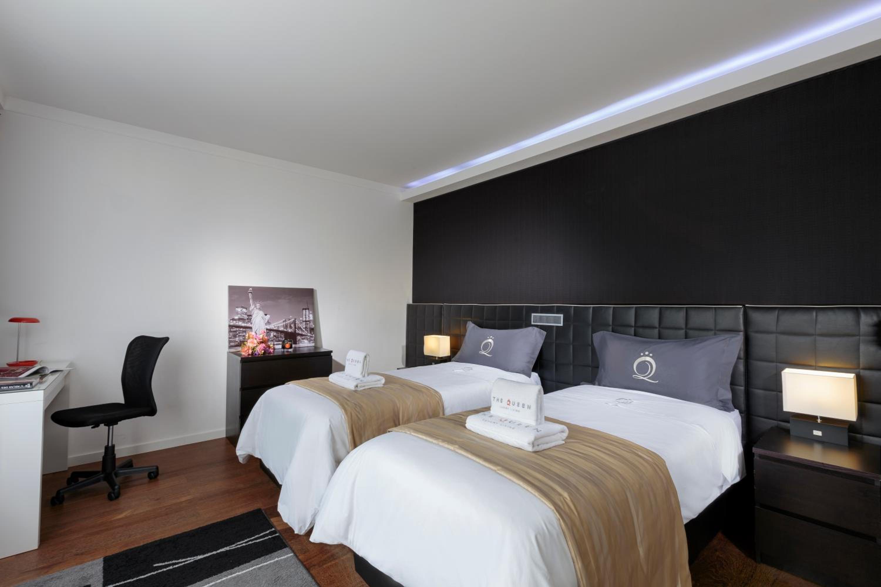 The Queen Luxury Apartments - Villa Medici