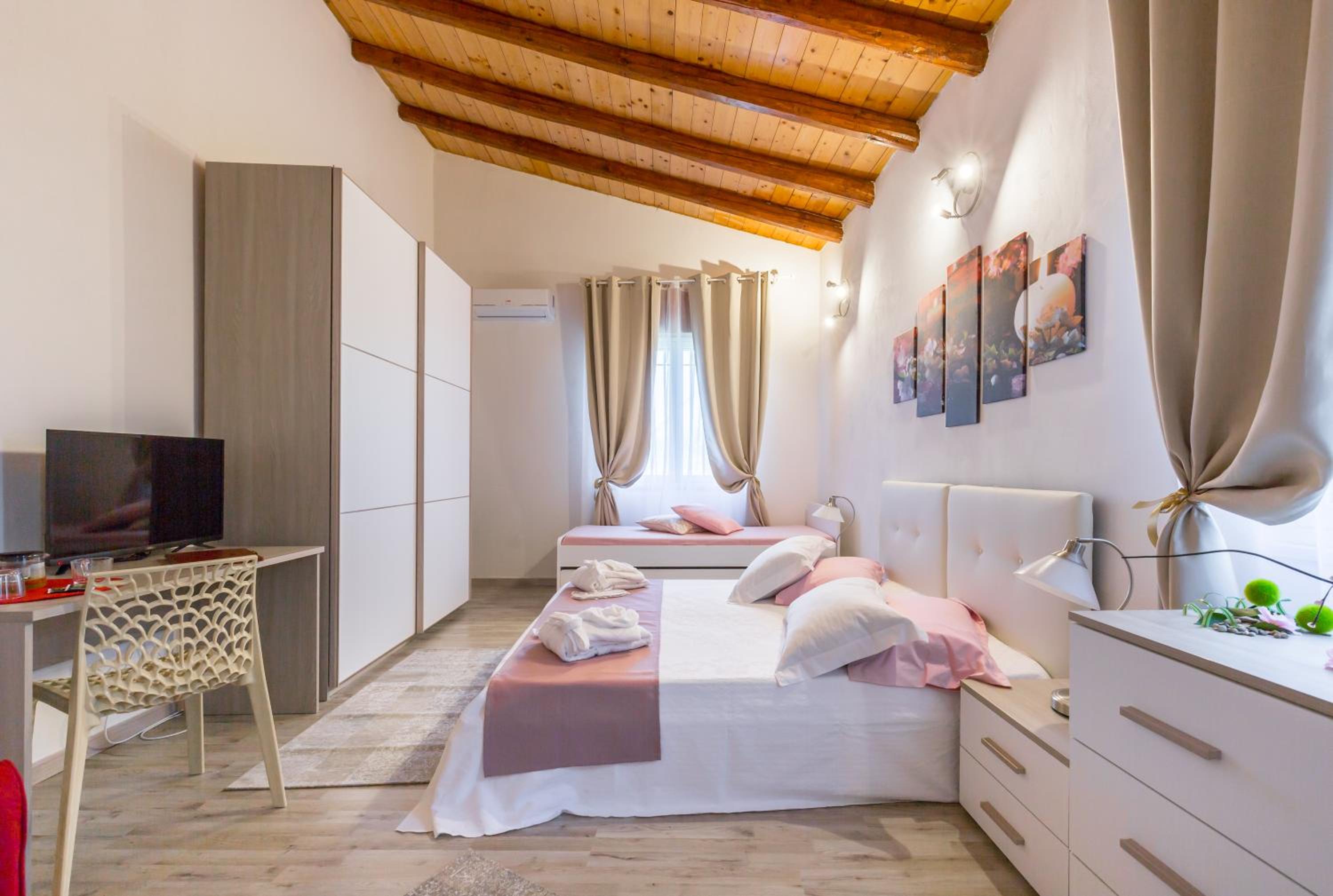 Villa Giummarito B & B