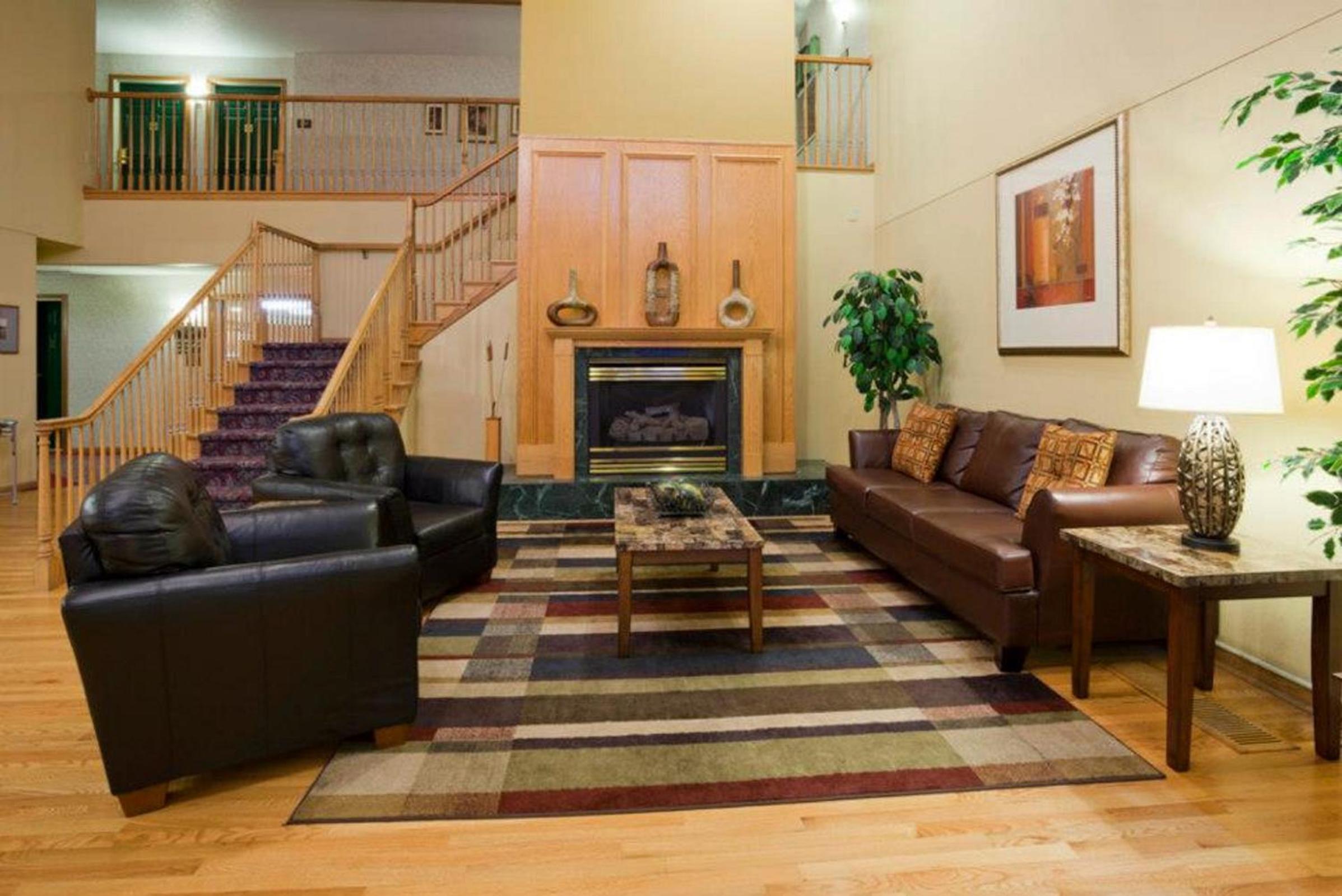Minneapolis / St Paul Vacations - GrandStay Hotel  Suites - Stillwater - Property Image 4