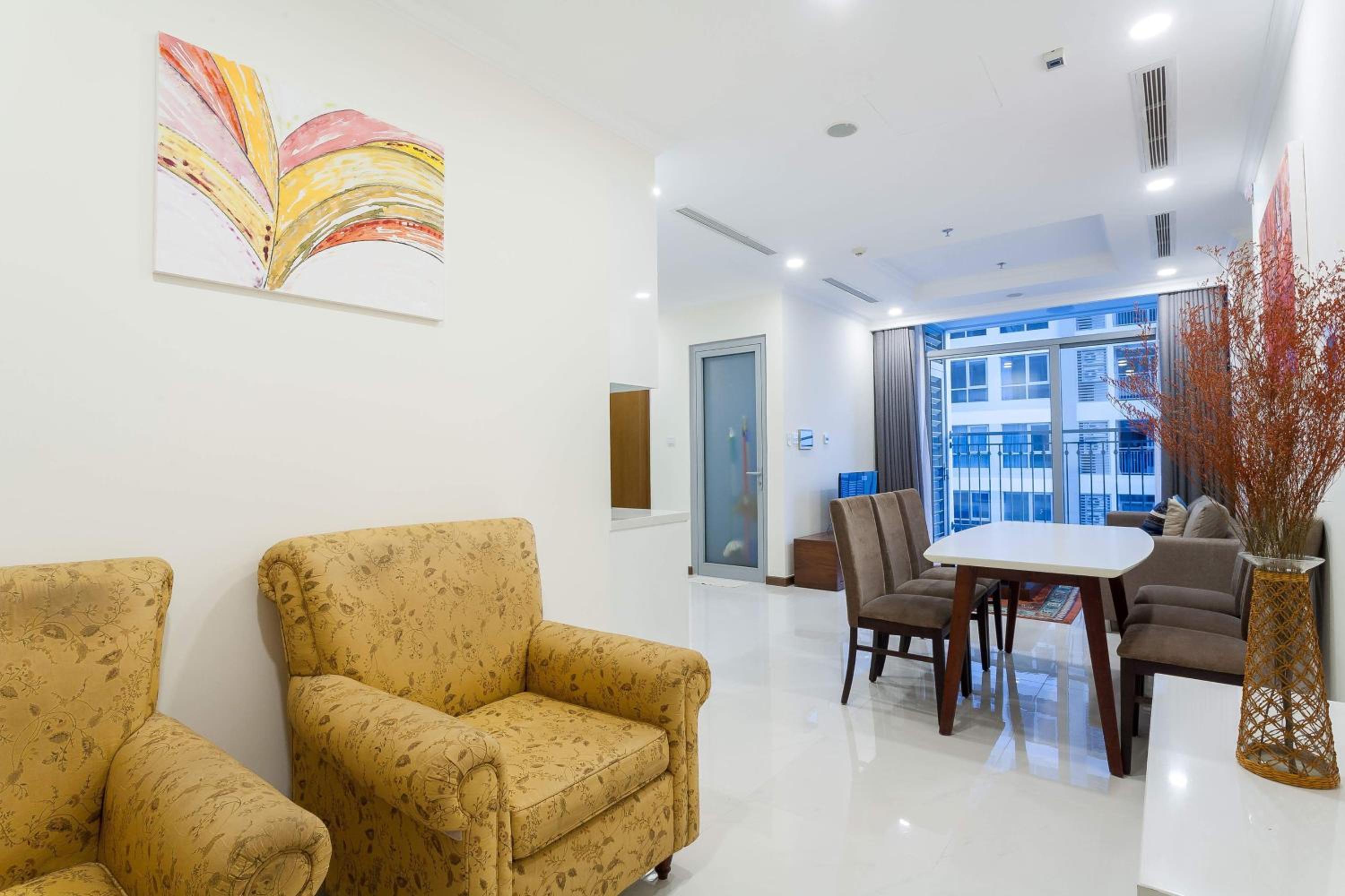 The Luxe Nest Landmark 81