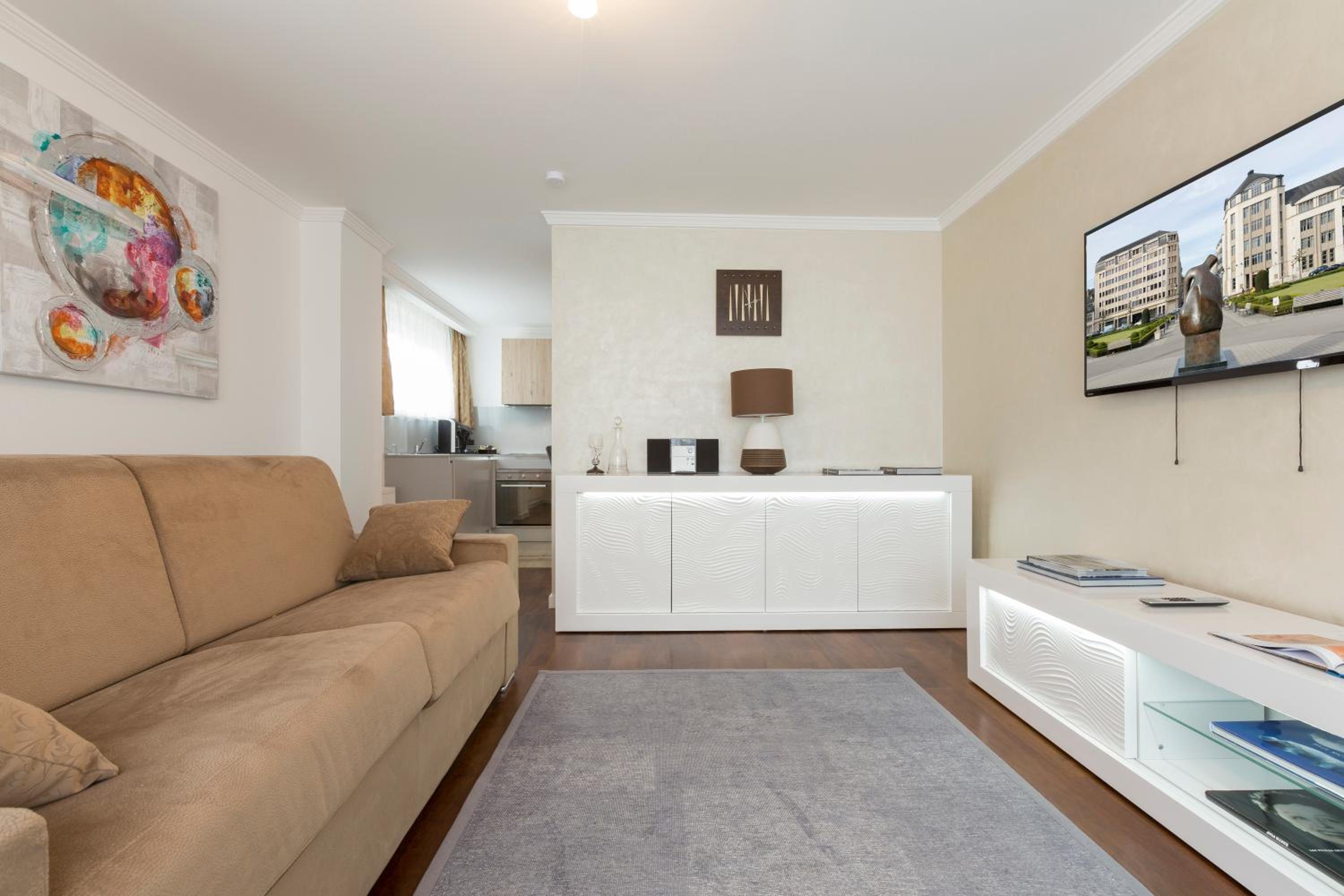 The Queen Luxury Apartments - Villa Vinicia