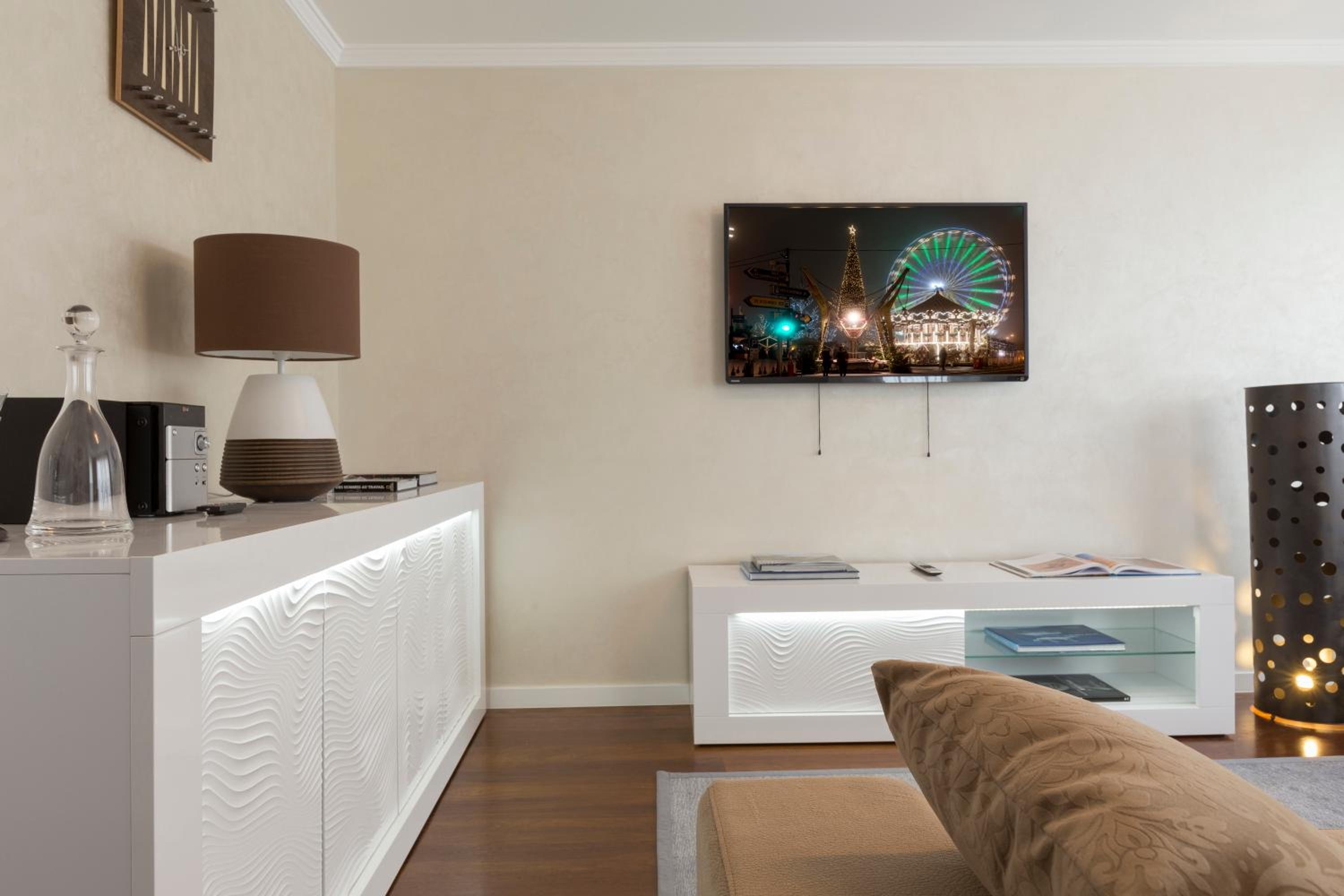 The Queen Luxury Apartments - Villa Vinicia