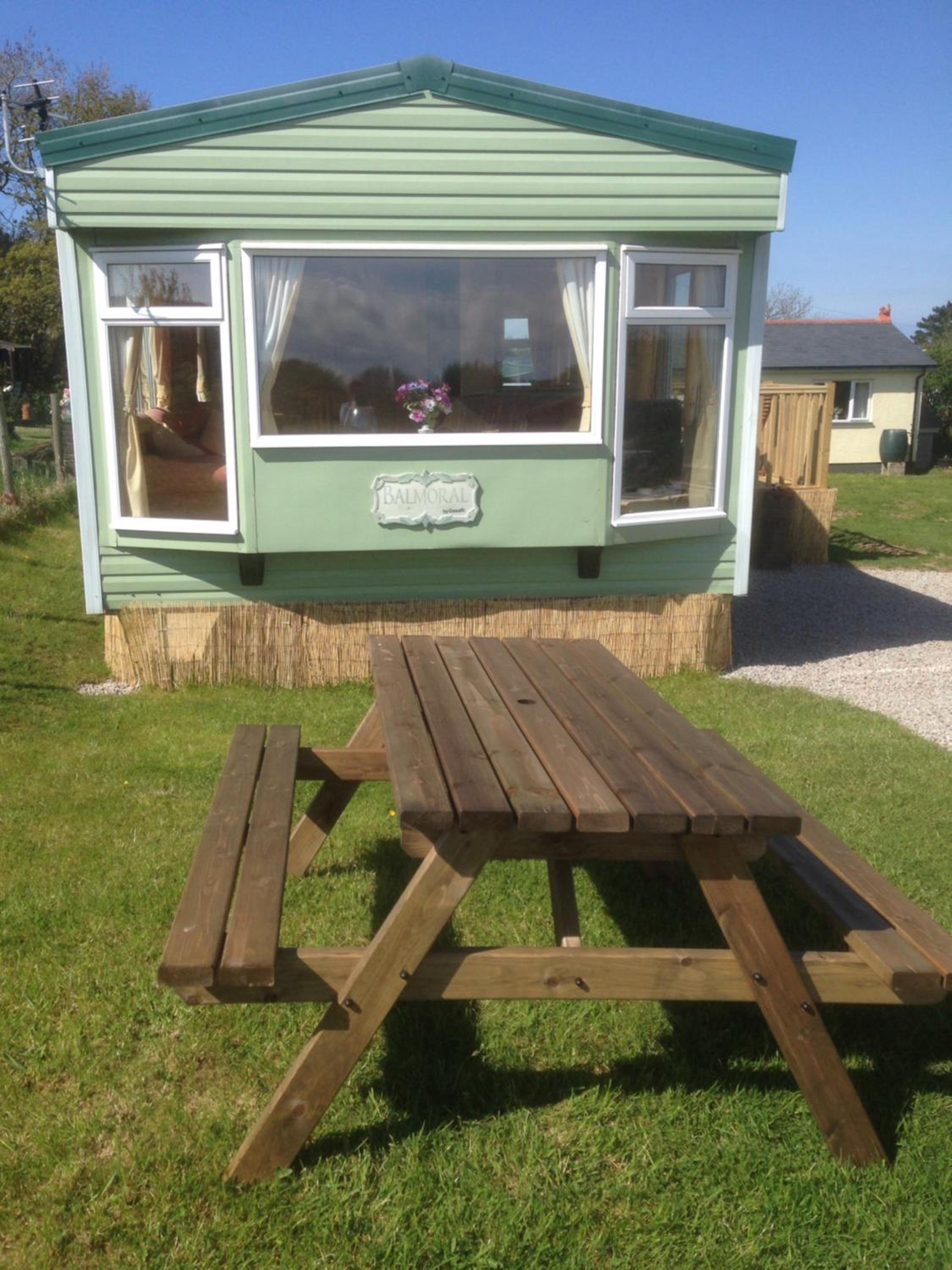 Luxury Mobile Home near Perranporth situated on a quiet farm view 2