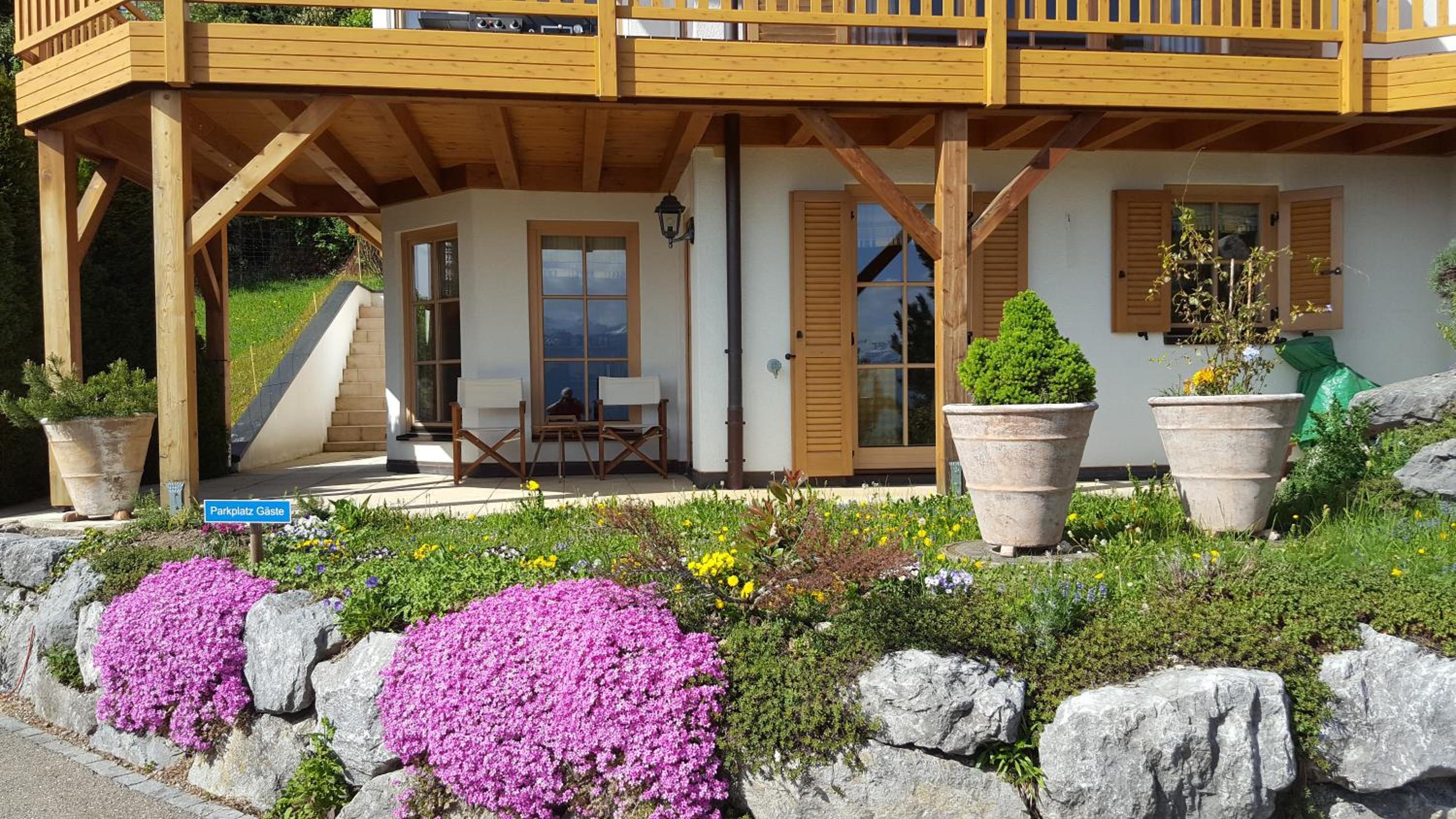 Suite mit Parkplatz Gebertingen