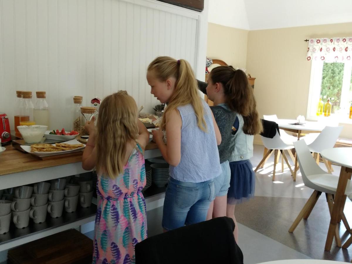 Photo 52