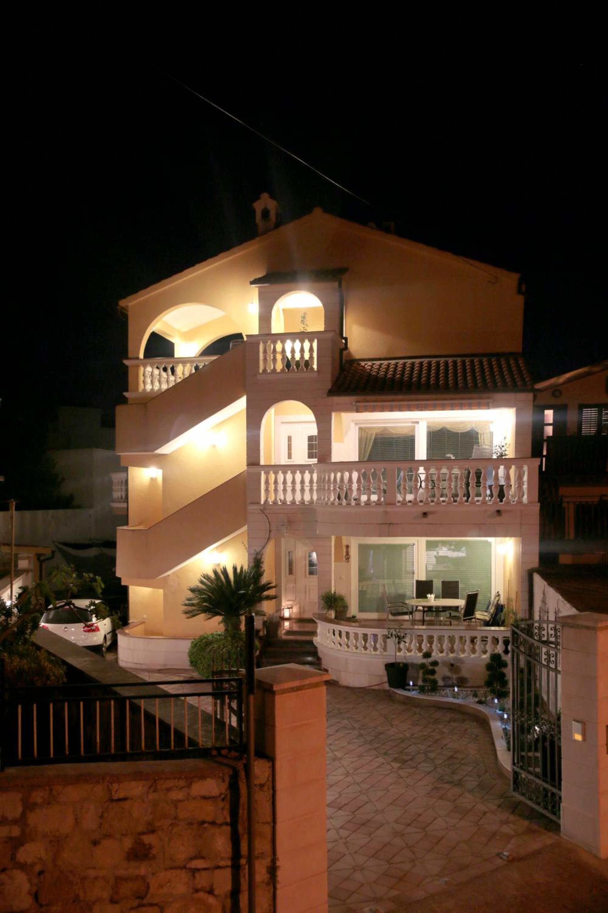 Apartments Visnja