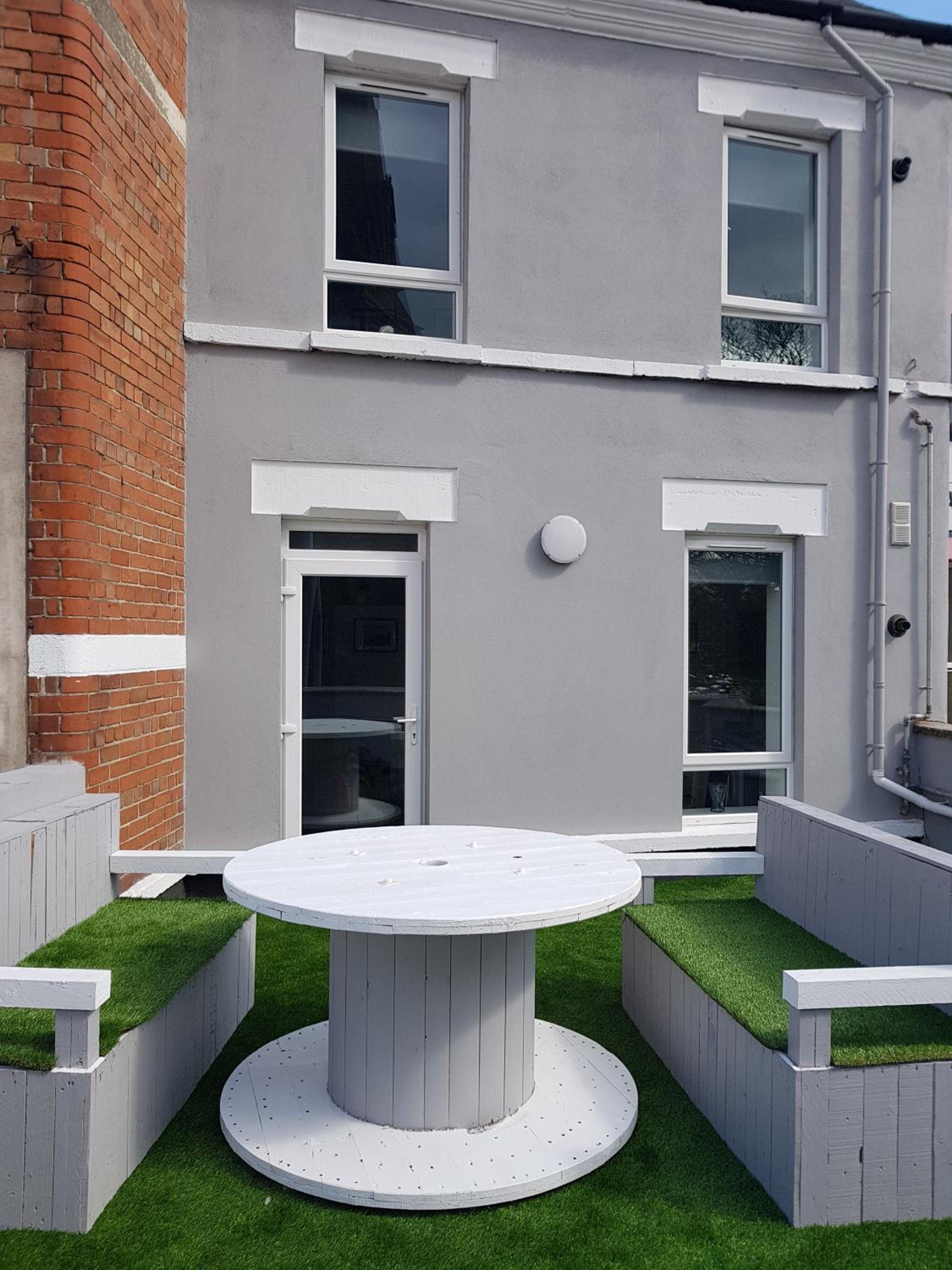Rooftop Apartments - Image 3