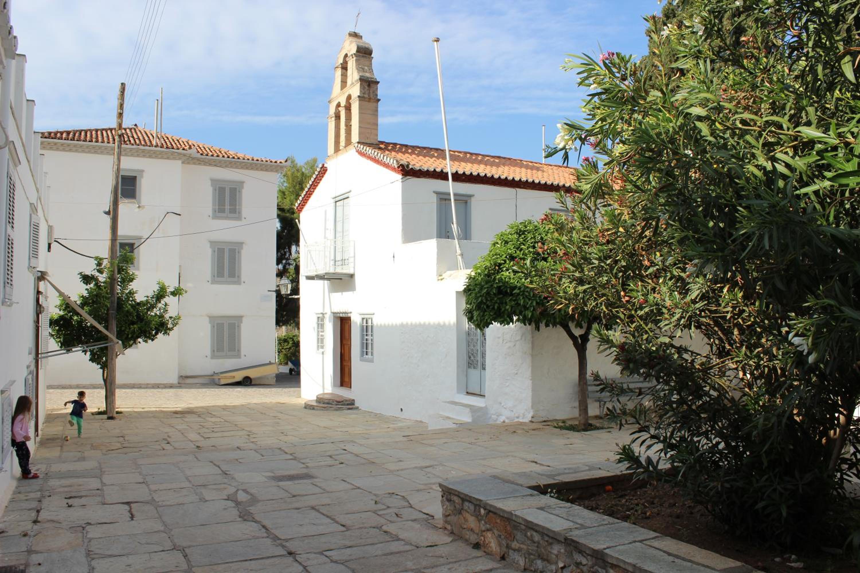Studio Annezo view 3