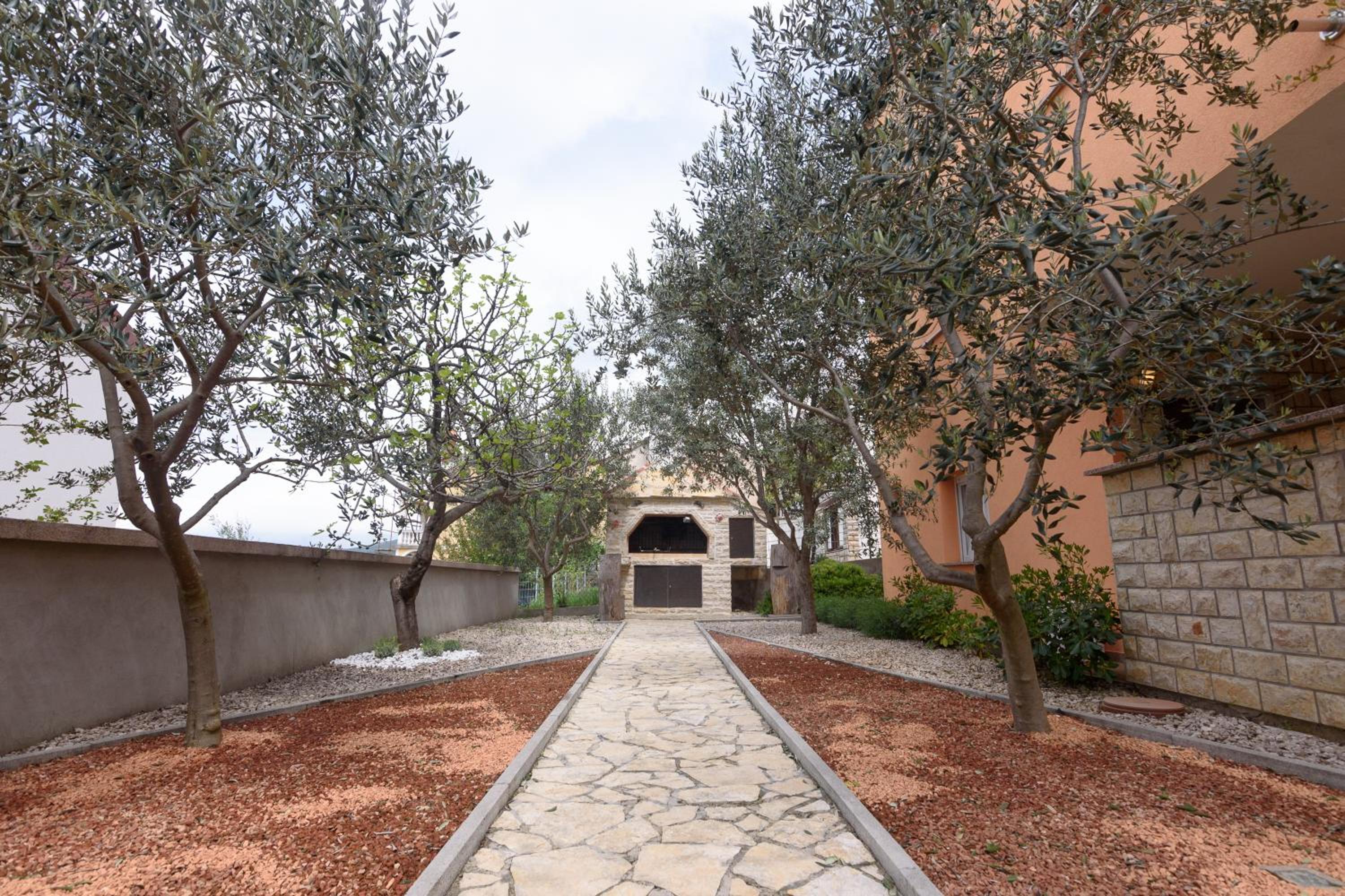 Studio Apartment Maslina view 5
