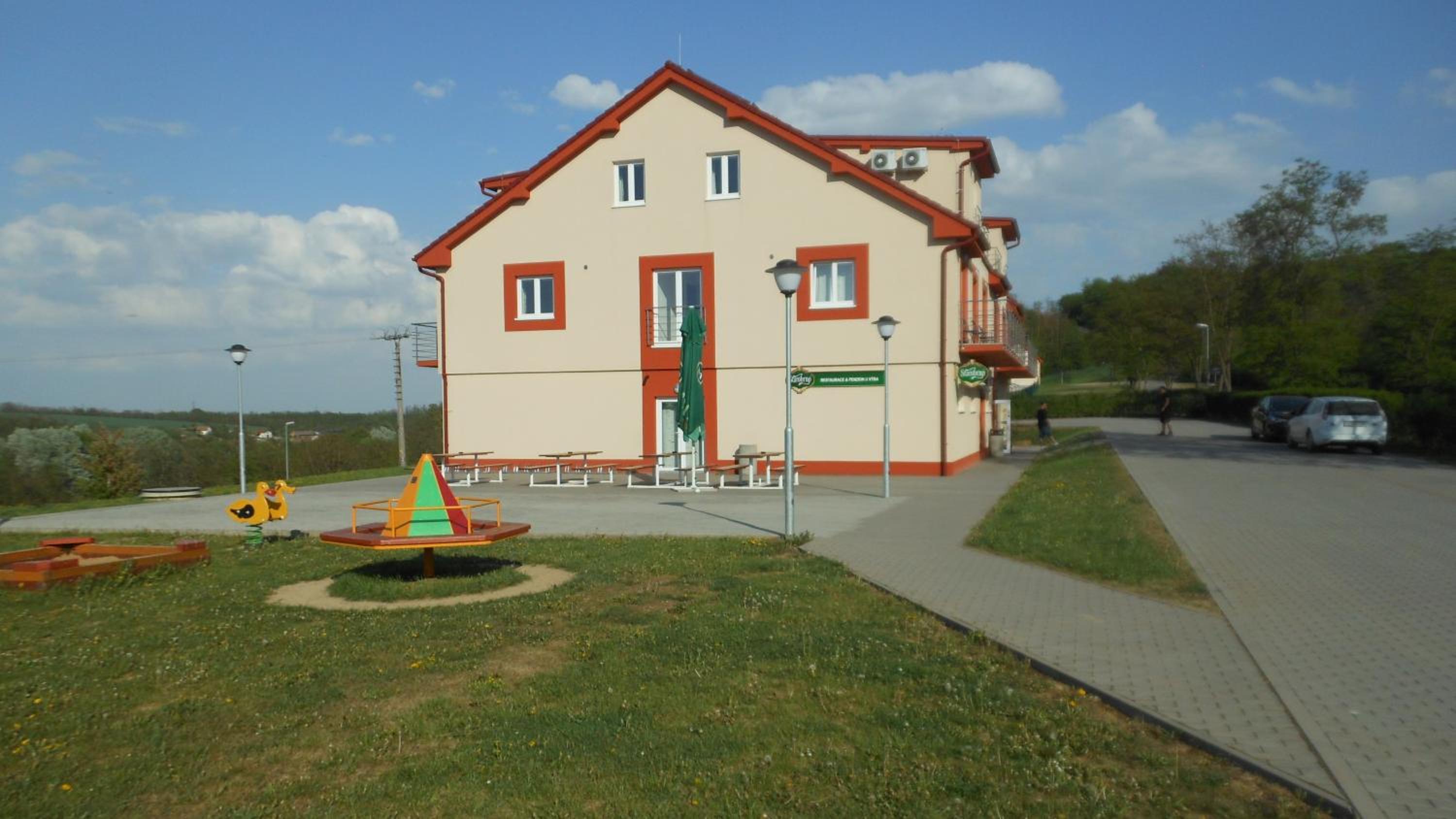 Mobilheim Výr
