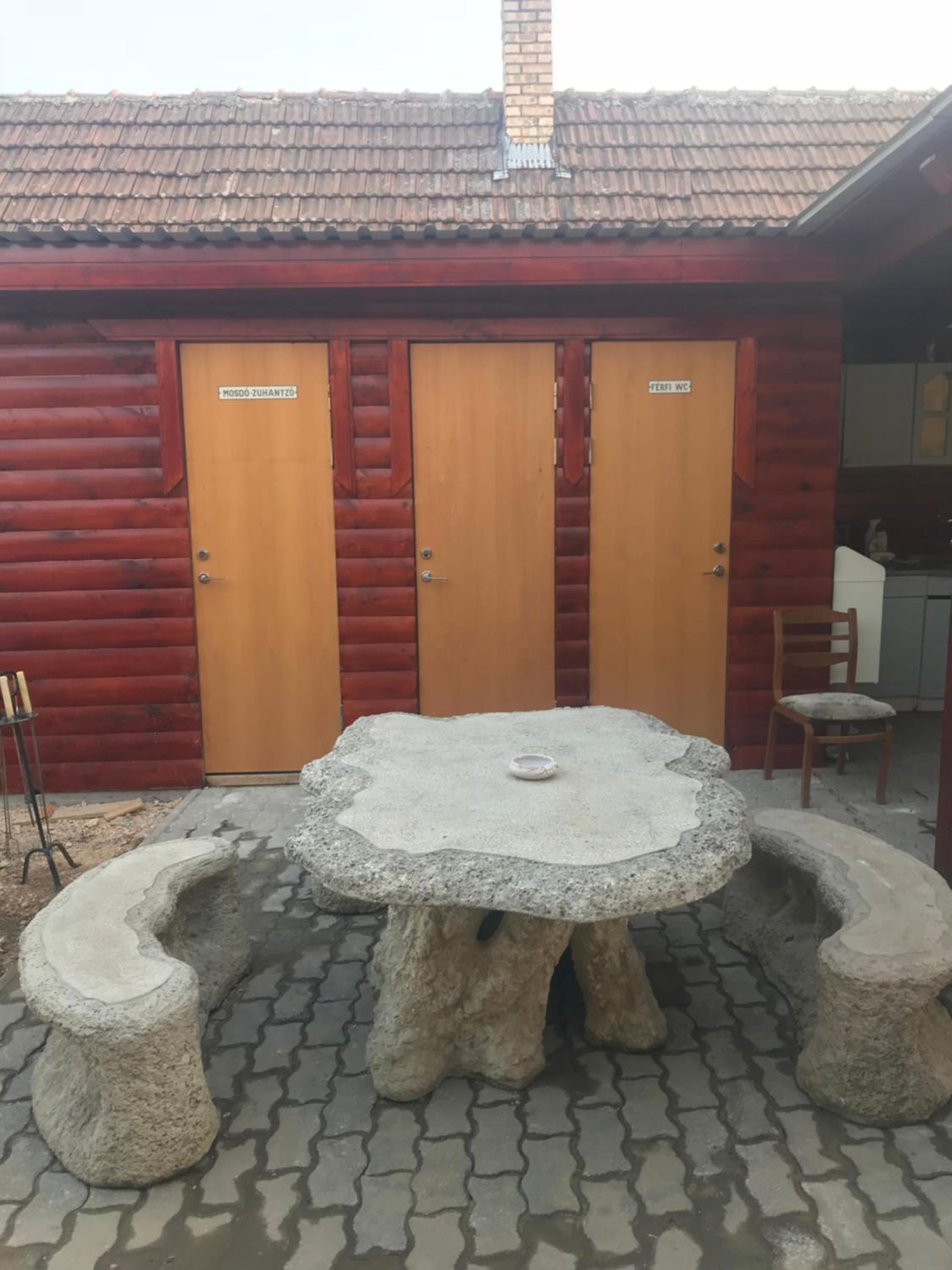 Photo 41