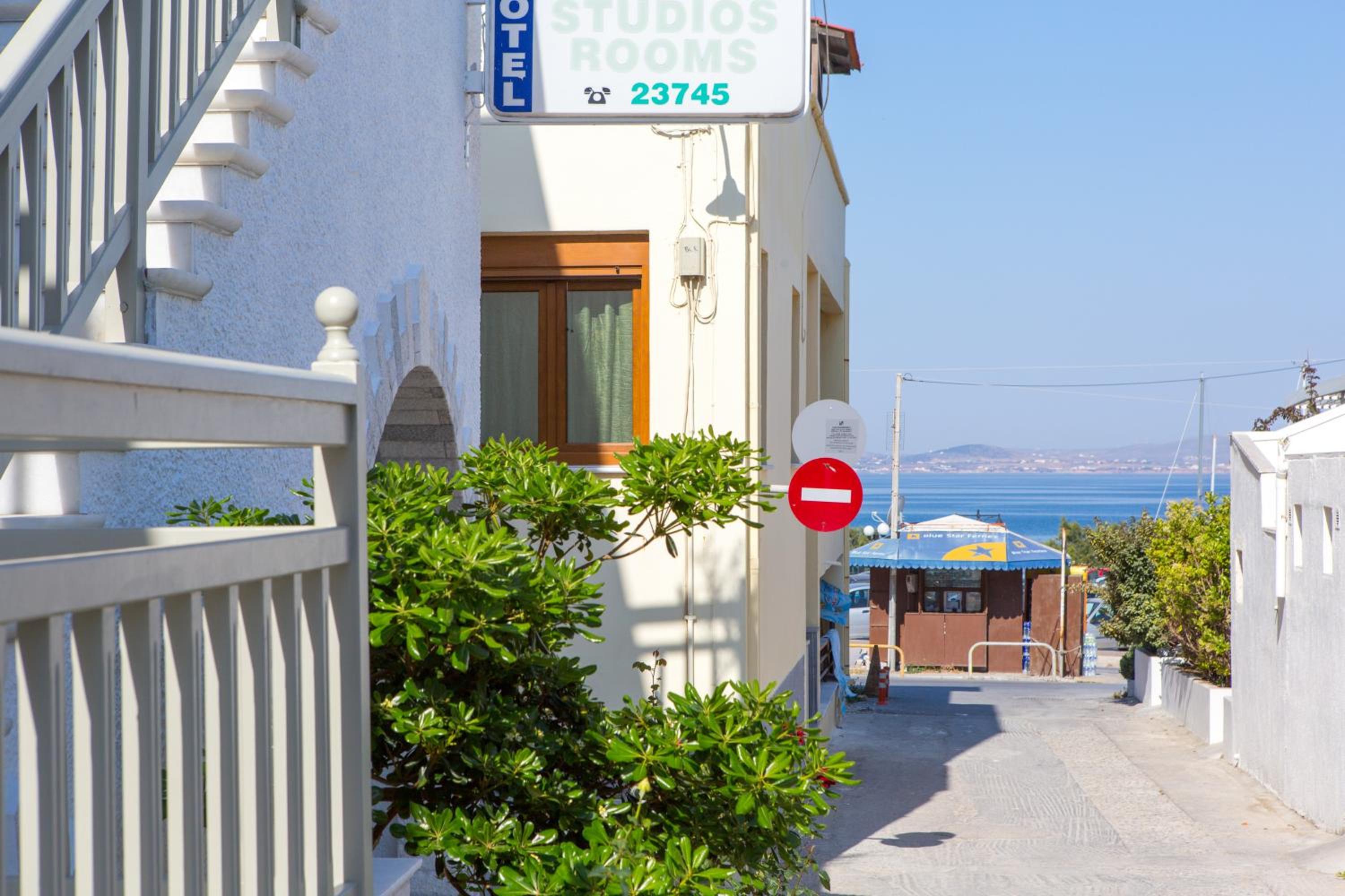 Lygdamis Downtown City 3 Star Hotel view 4