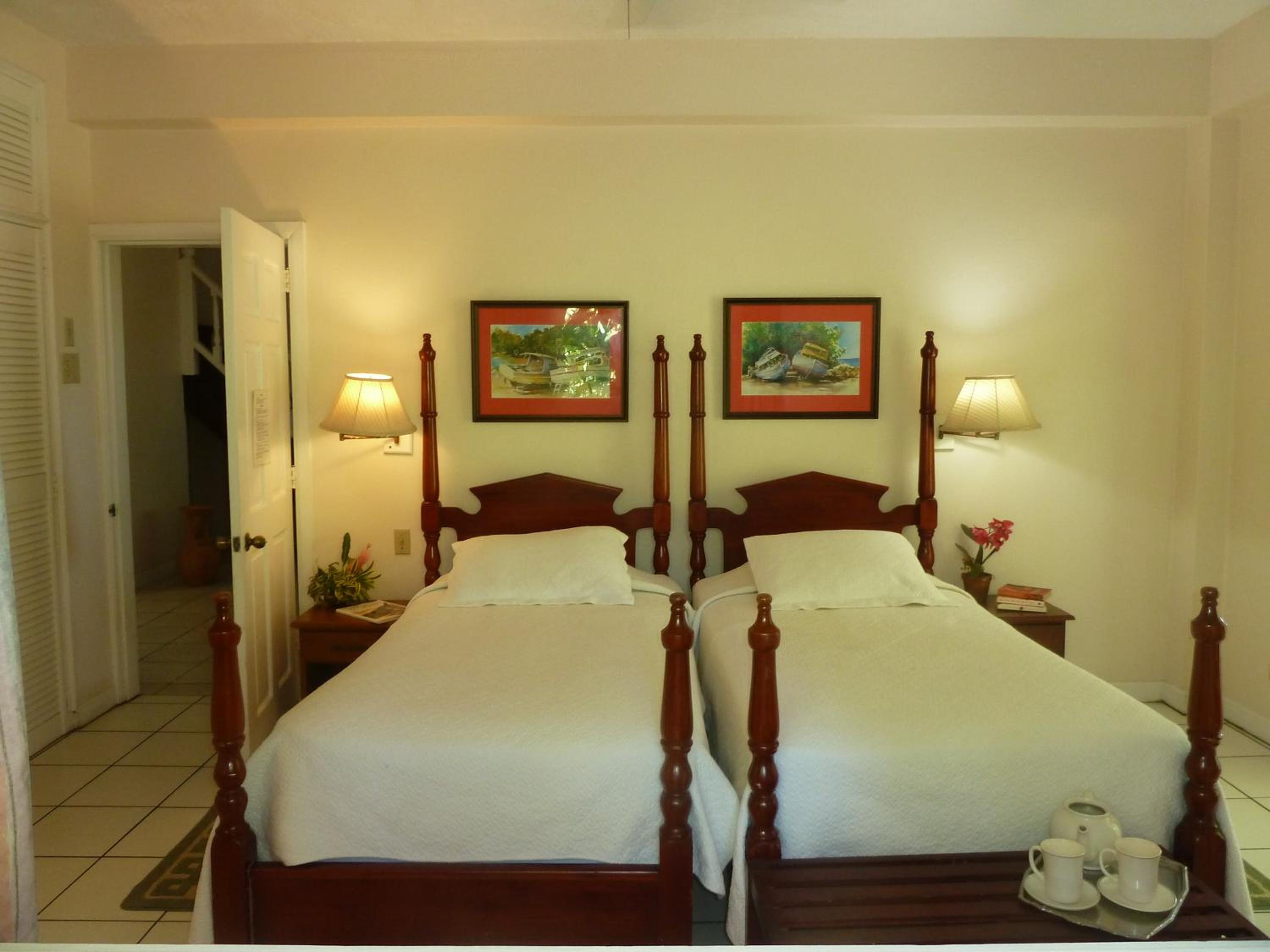 Plantation Beach Villas