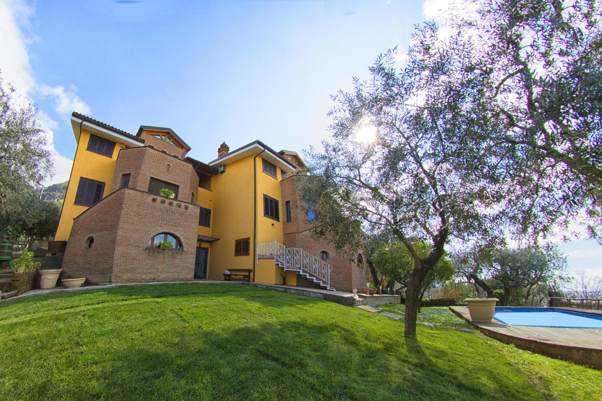 Villa C Luxury Estate