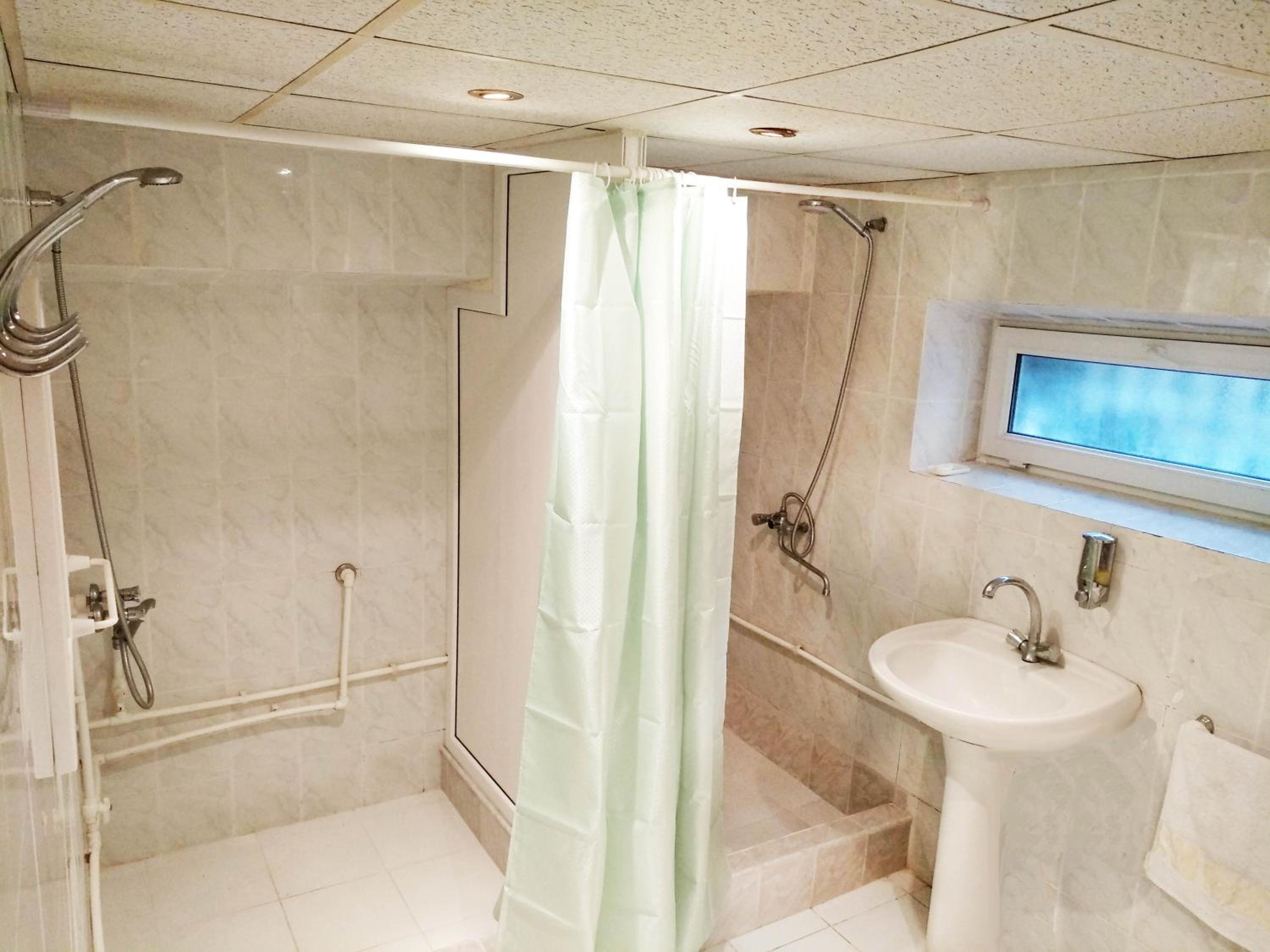 Hostel Sakharov & Tours