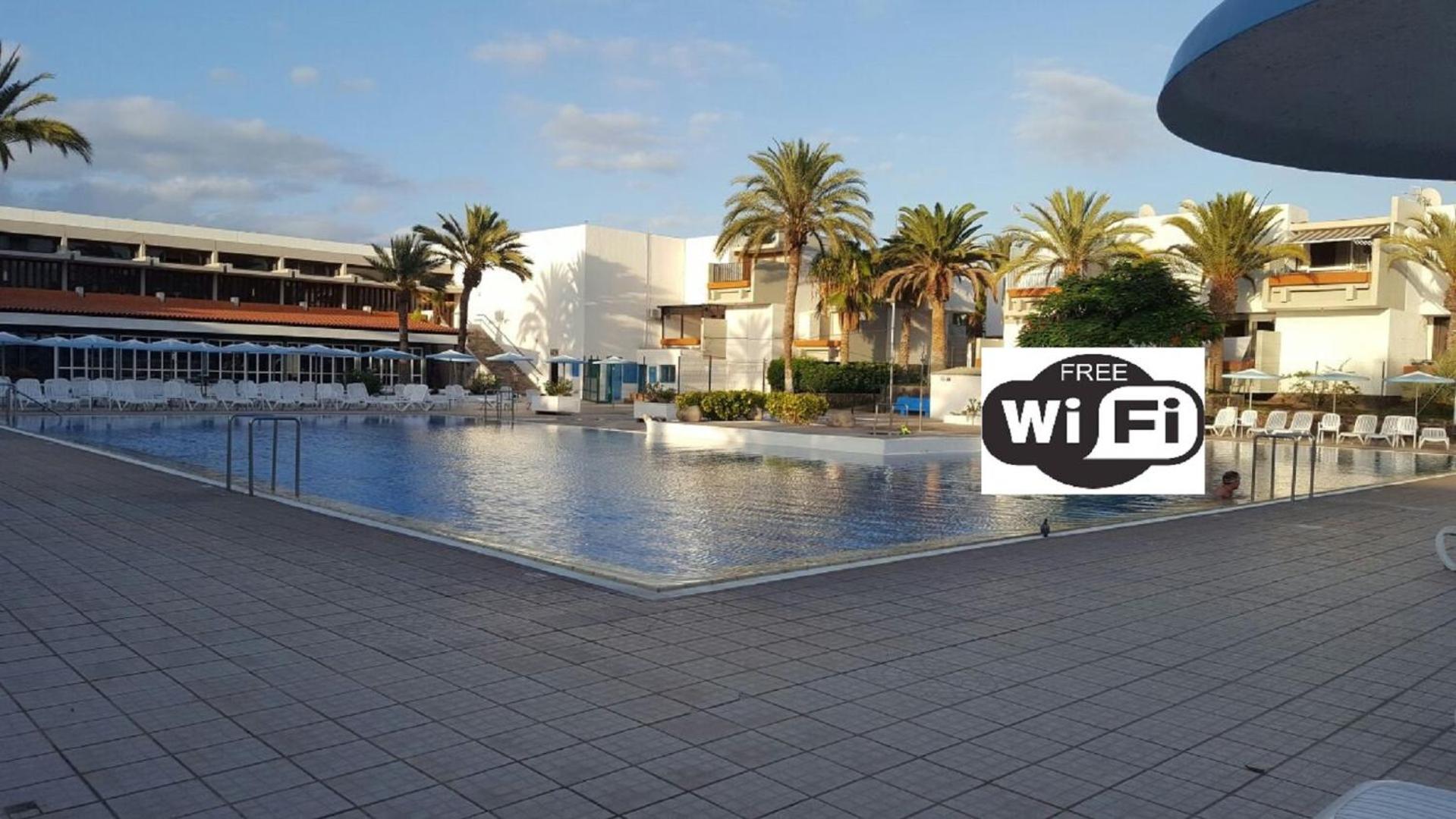 Hotel Apartamento Primavera Costa del Silencio - Image 1