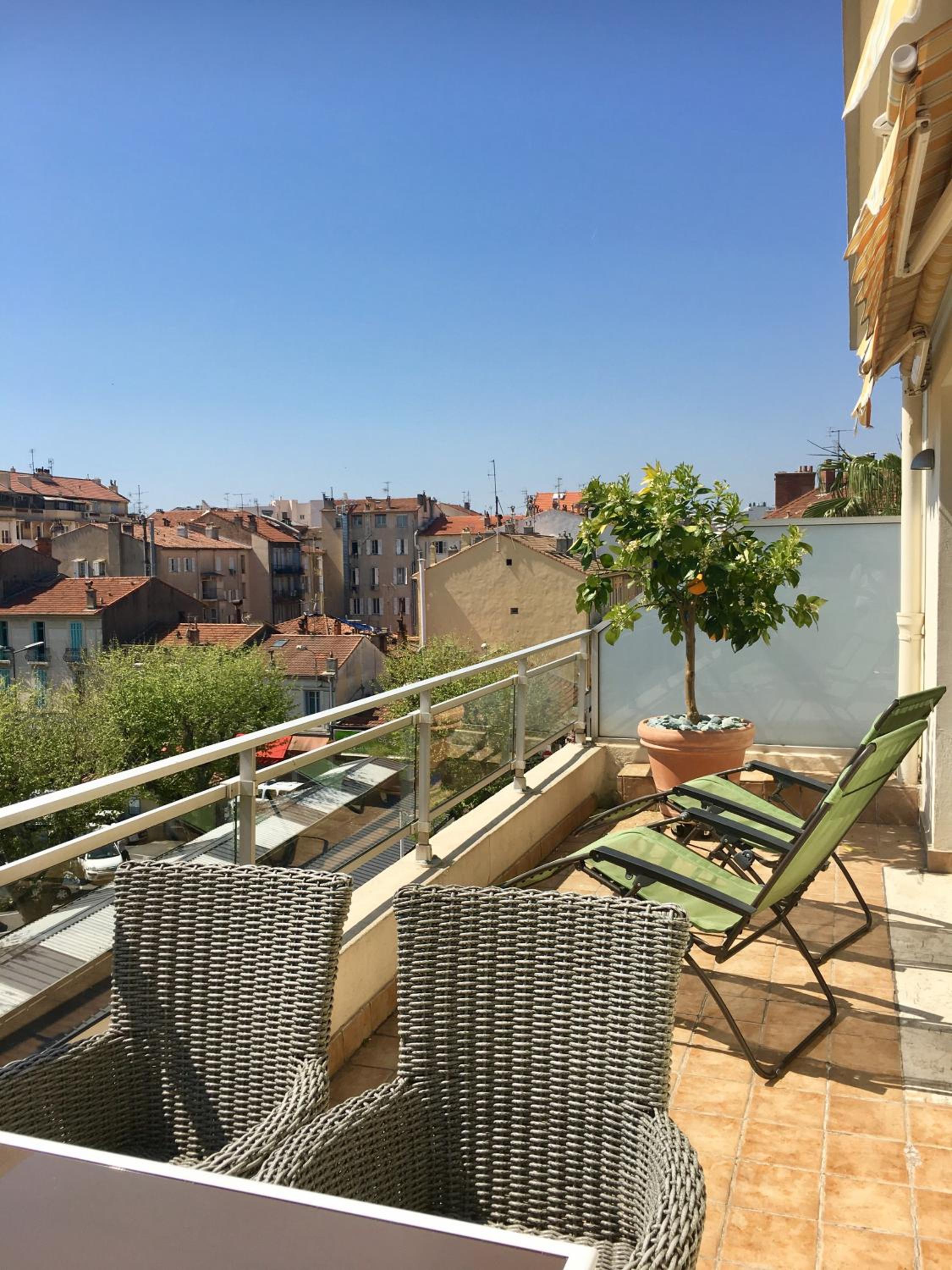Citilet 6 Bright, open-plan with large terrace photo 4