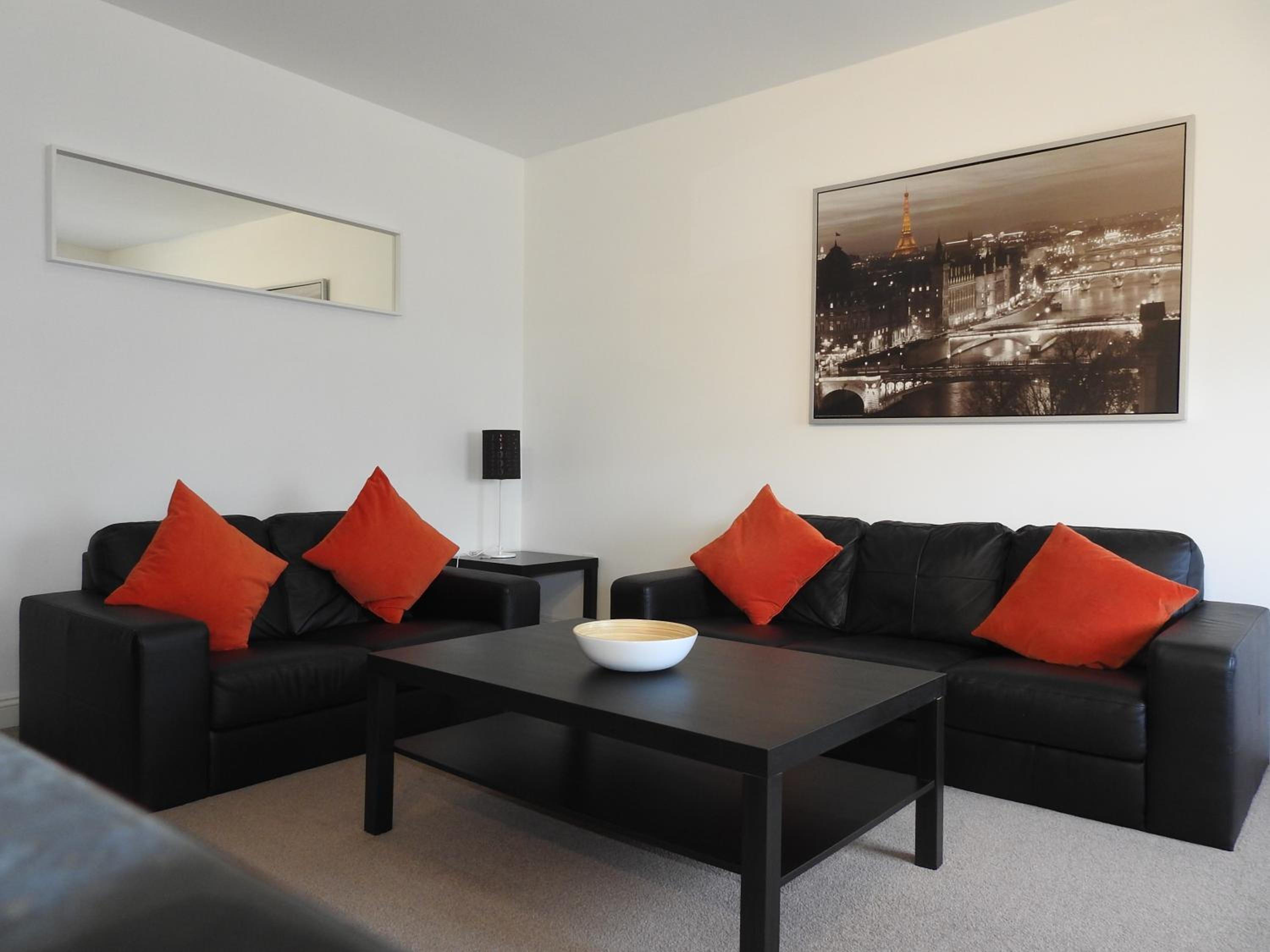 Princes Dock Chambers 7 view 4