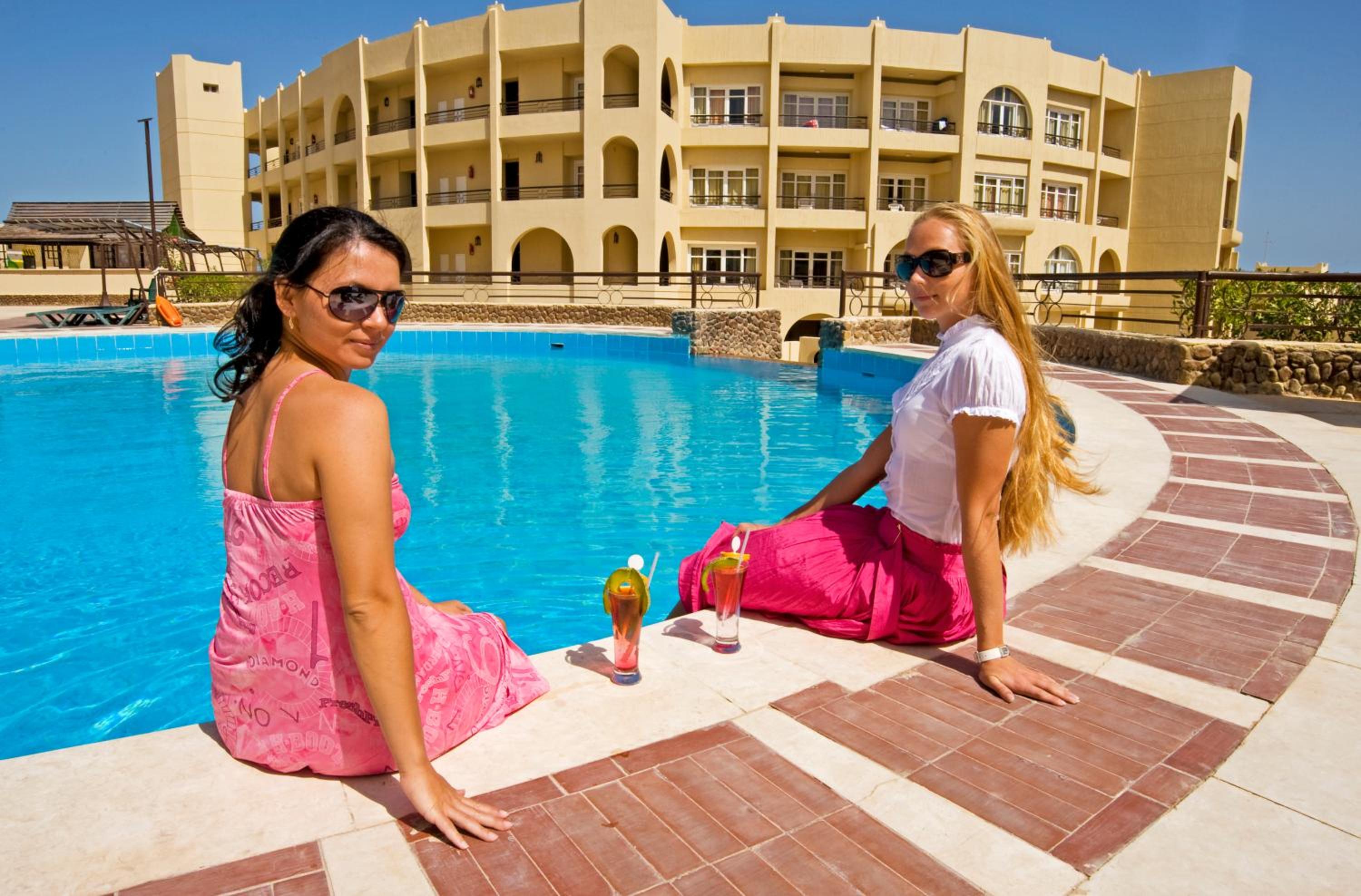 Sunny Days Mirette Family Resort
