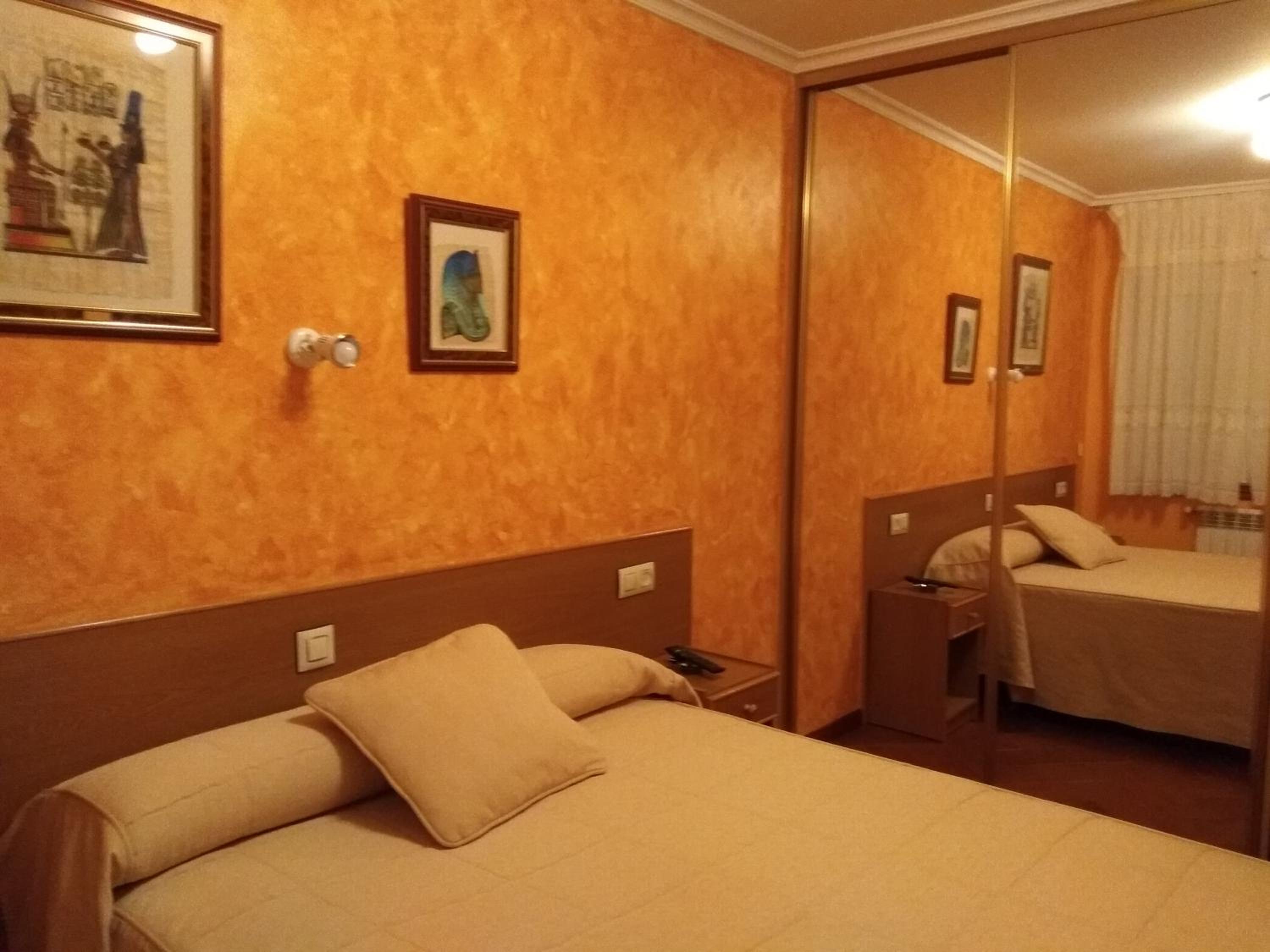 Hostal Residencia Bahía