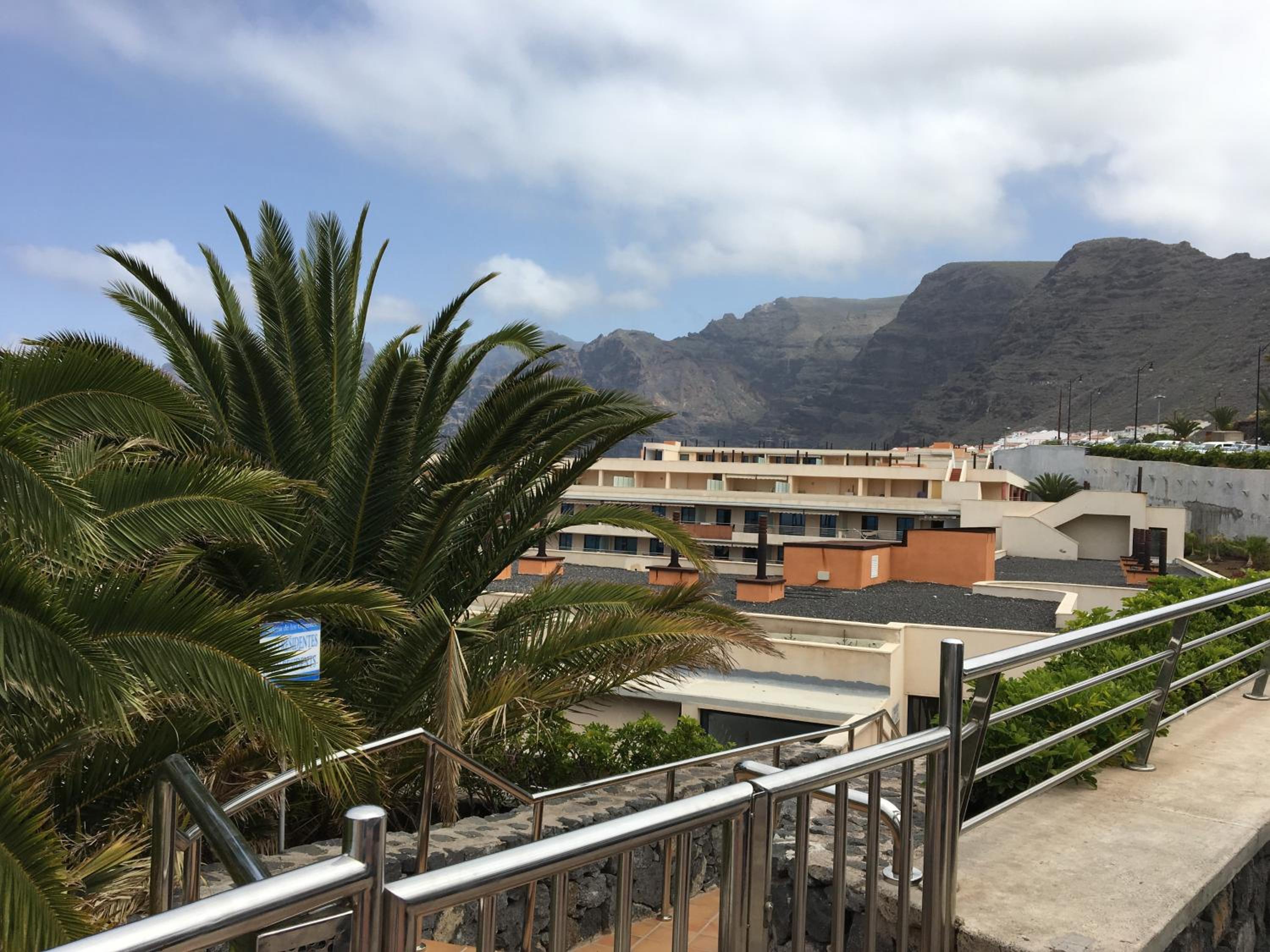 Beach Apartment with Ocean View La Arena