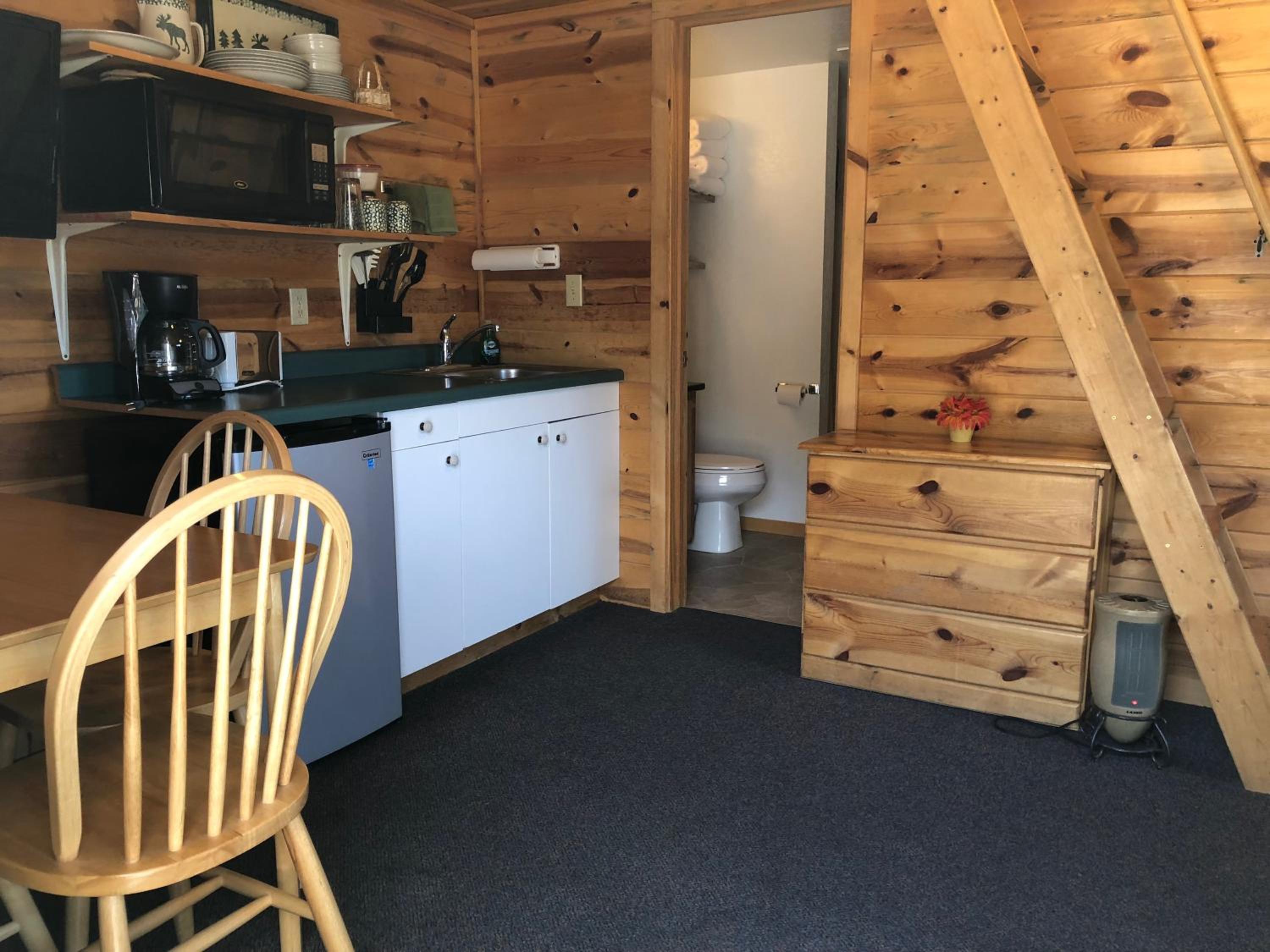 Mountain View Lodge & Cabins