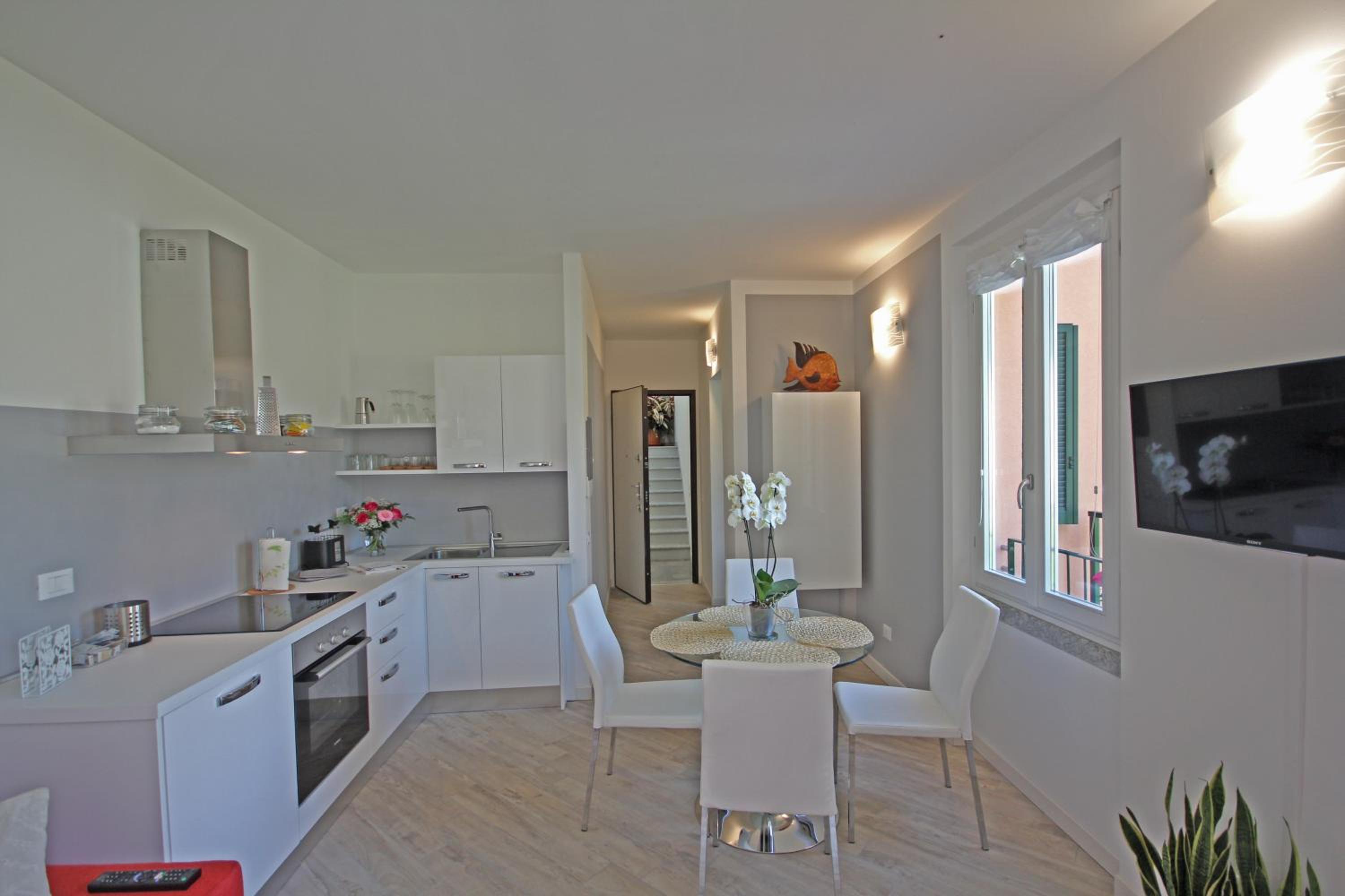 Diamond Apartments