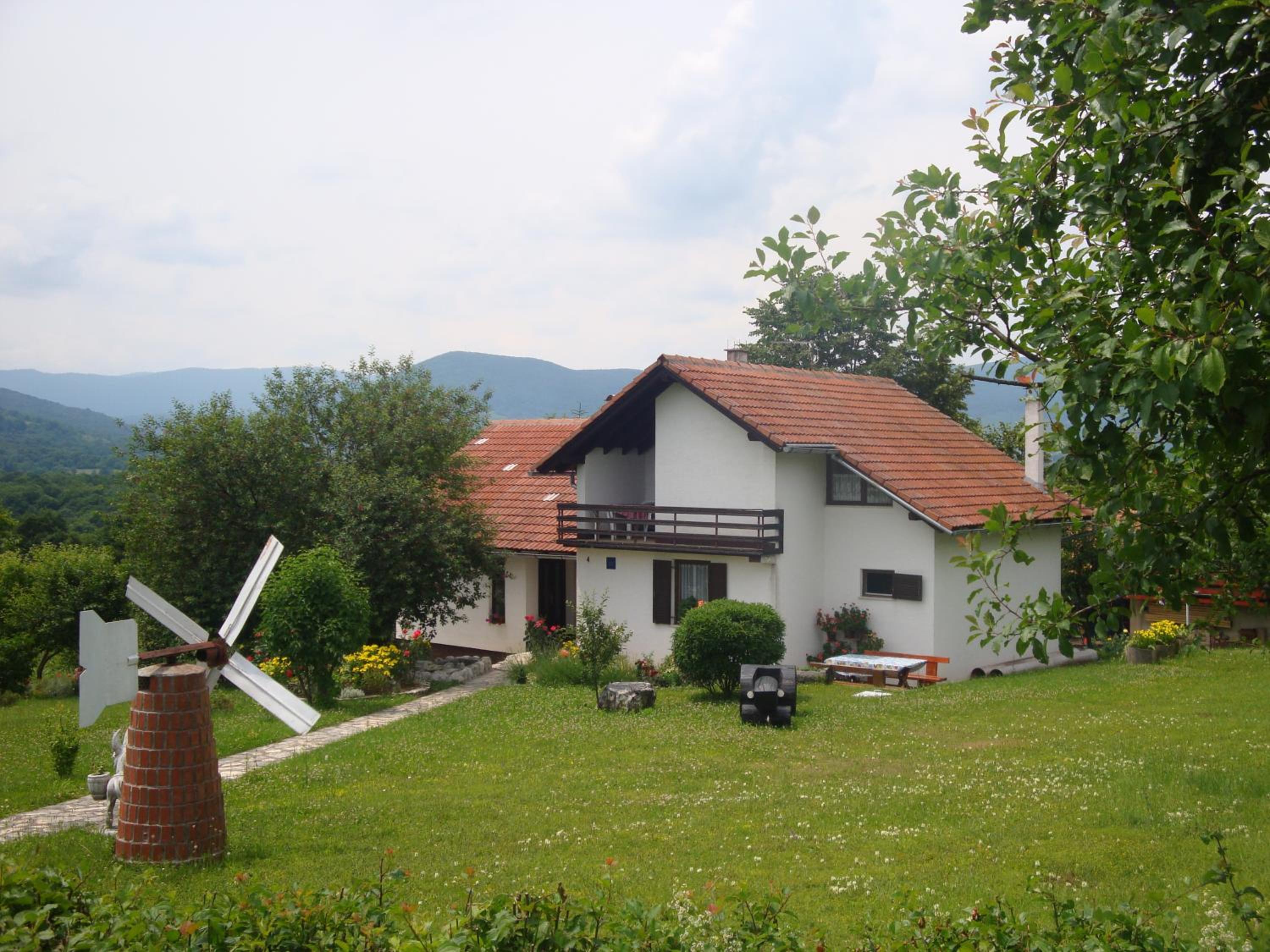 Photo 47