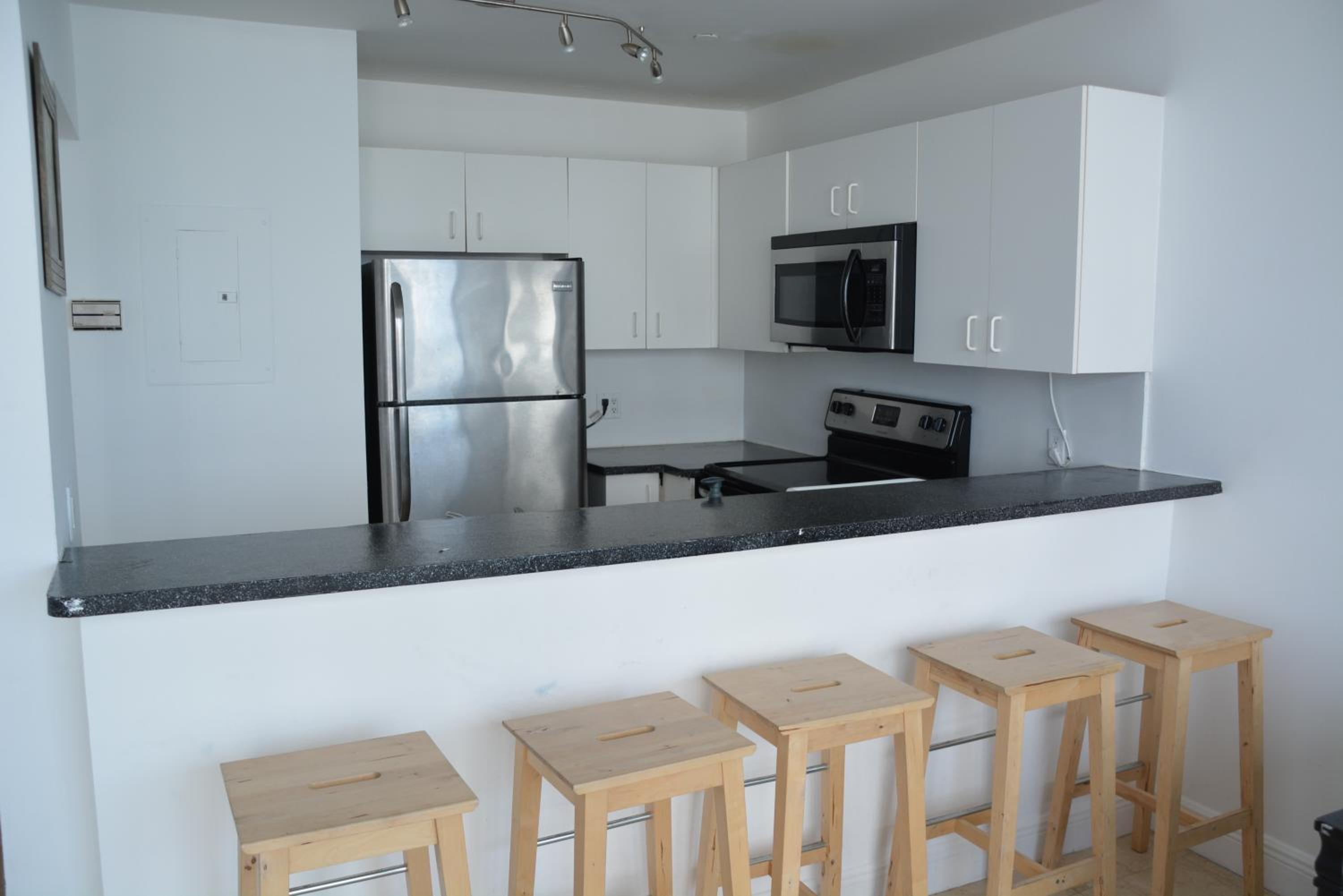 New Point Miami Beach Apartments