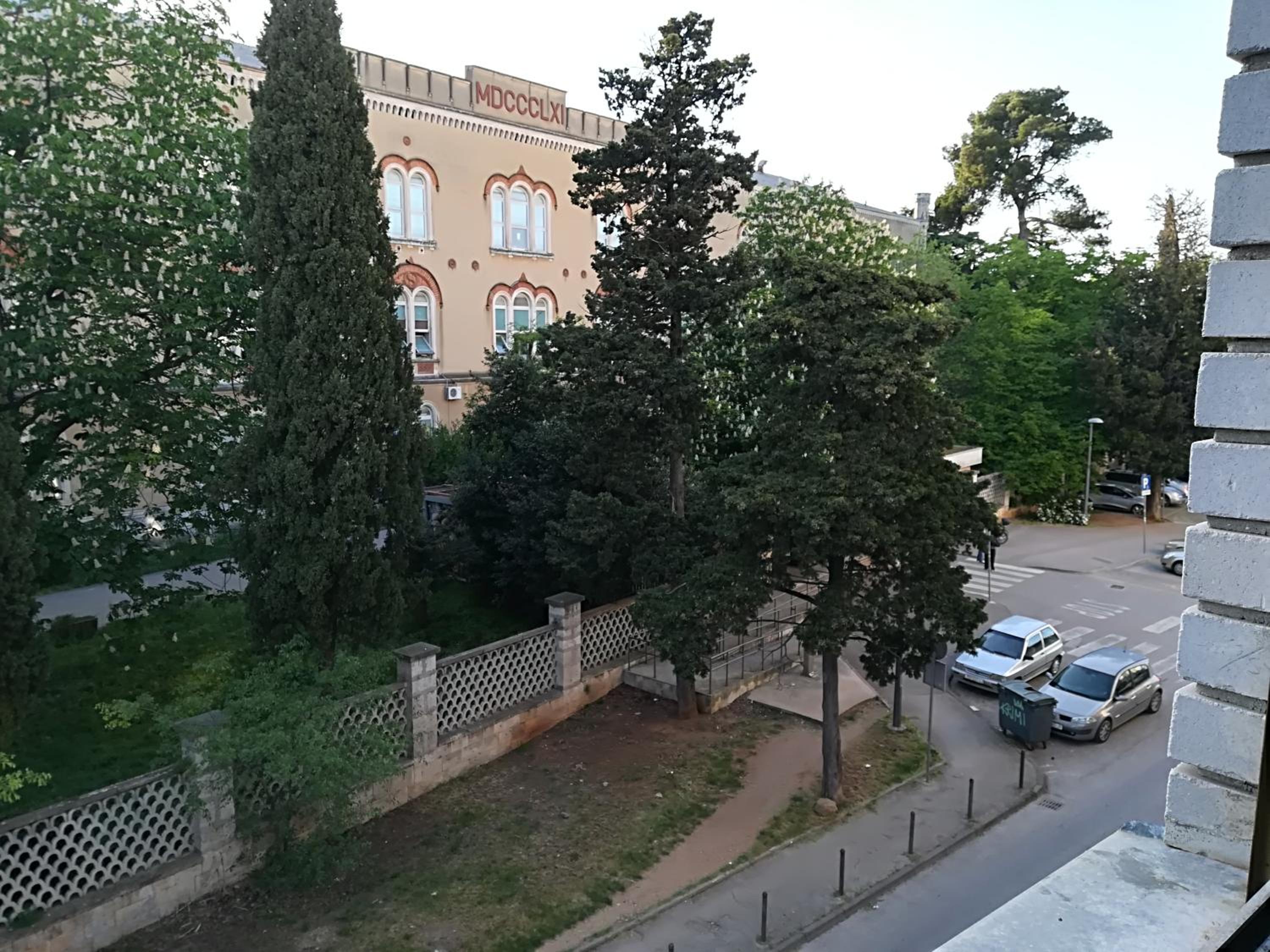 Apartment Maestral