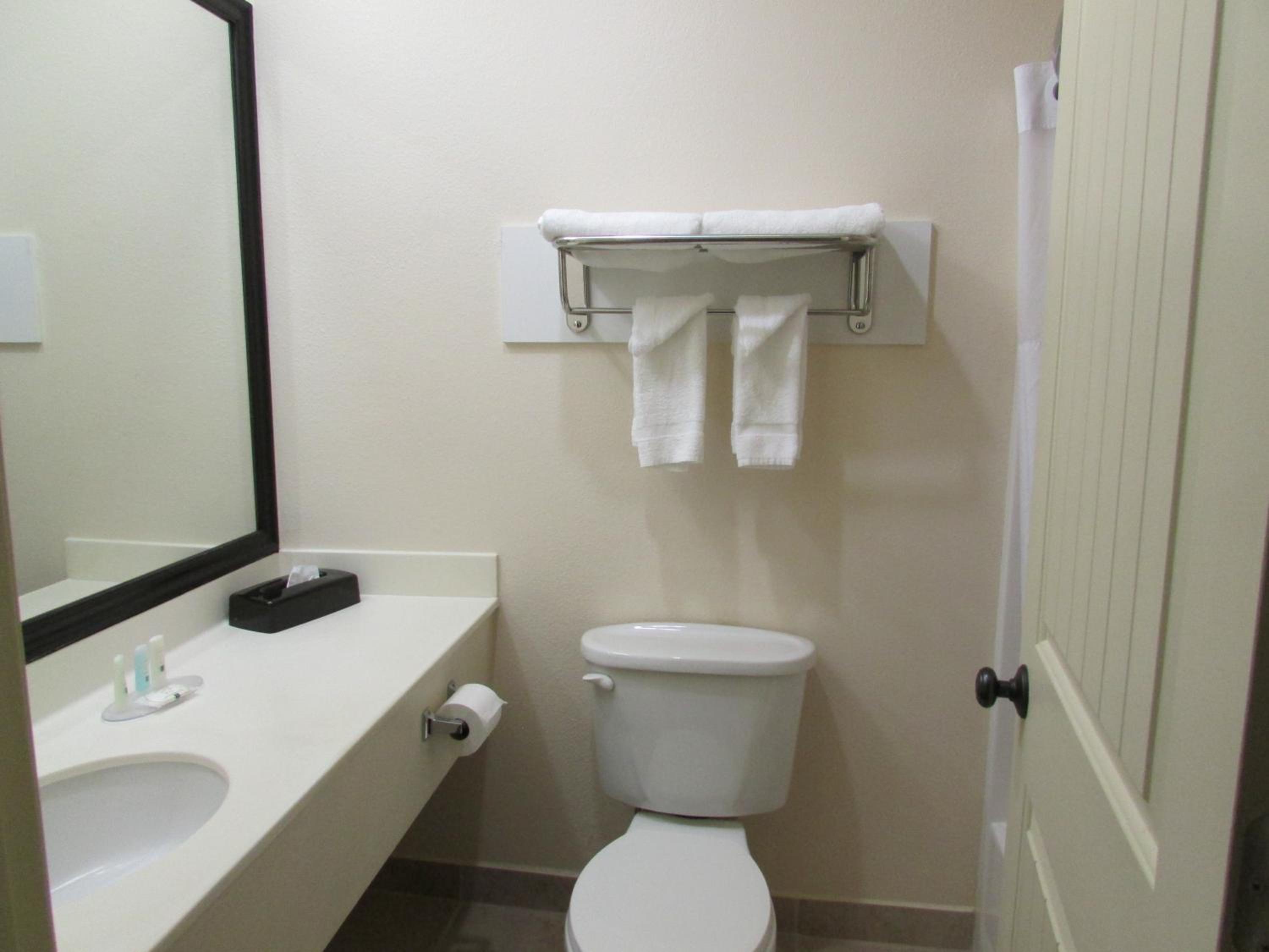Evanston Vacations - Quality Inn Evanston near Wyoming Downs - Property Image 11