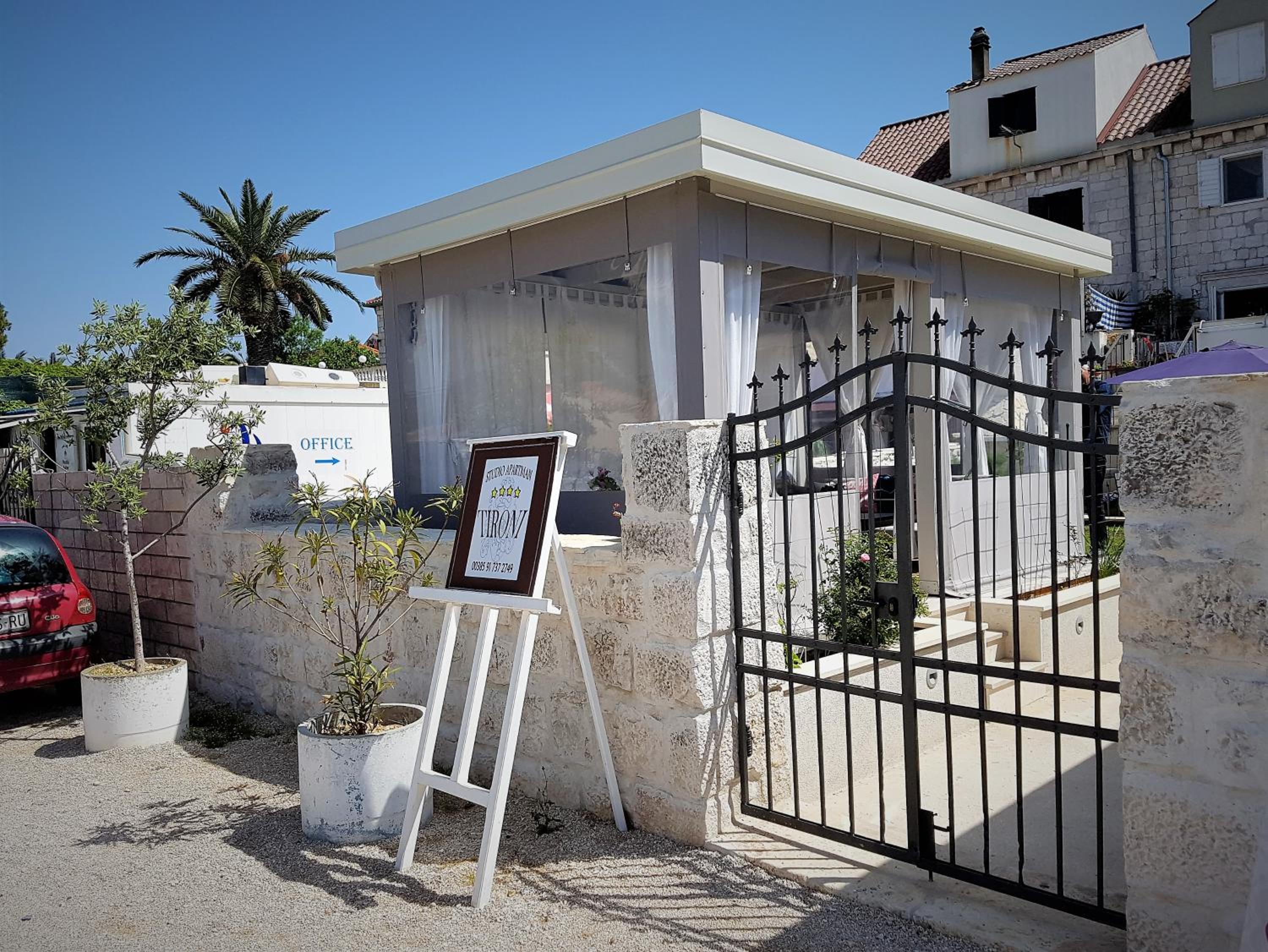 Hotel Studio Tironi - Image 1