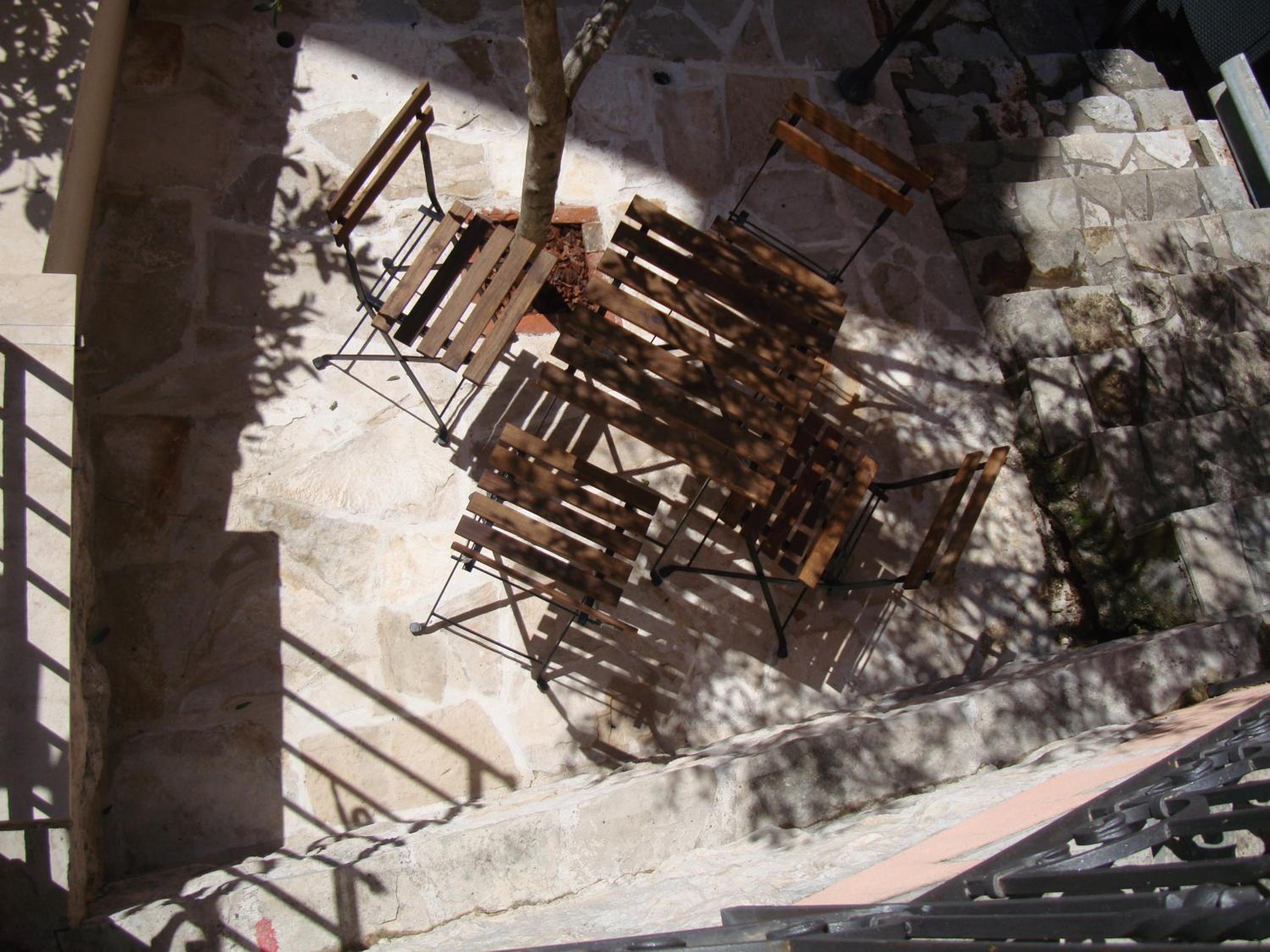 Photo 25