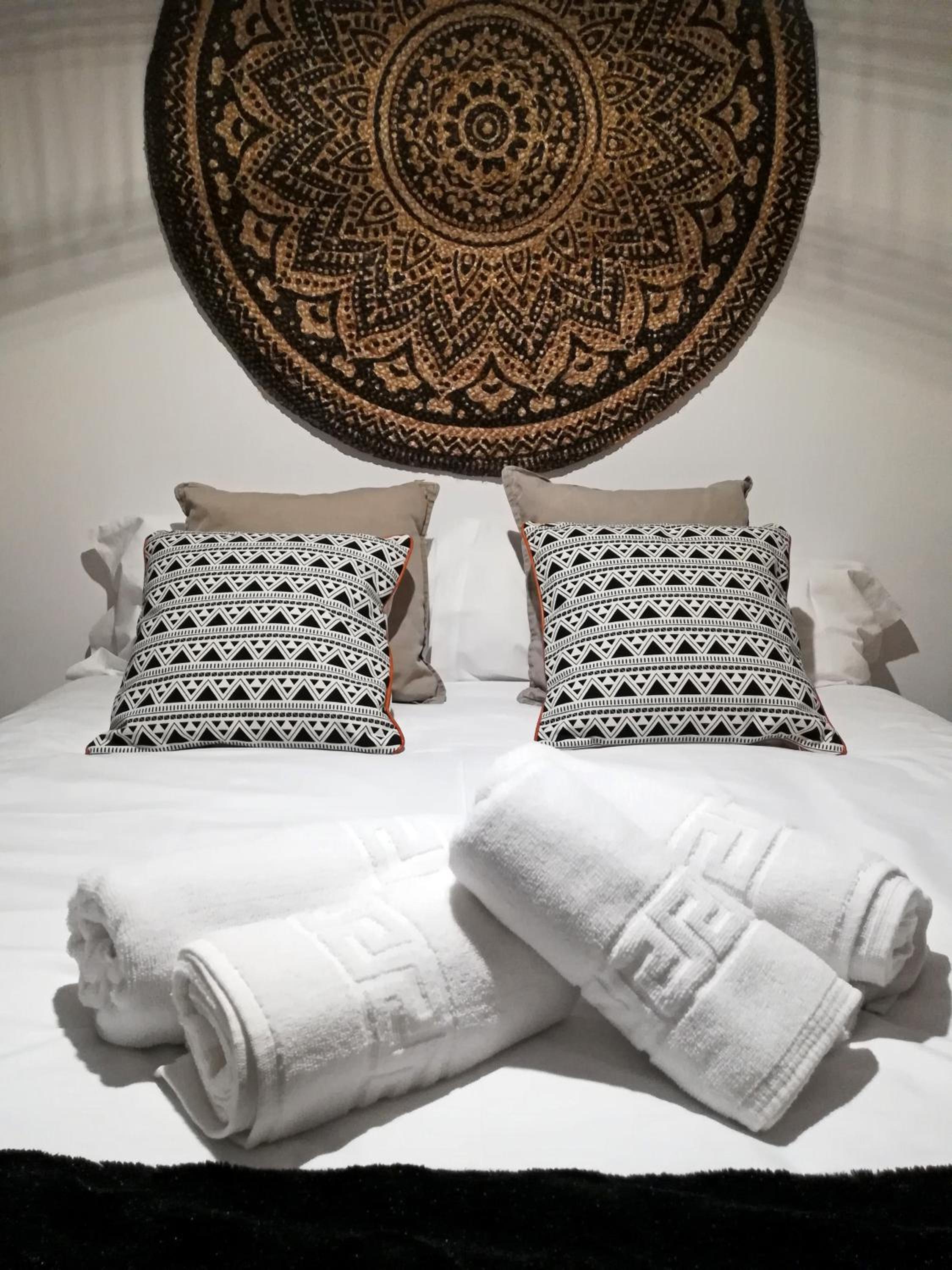 THE BOHO-CHIC OASIS, lovely city center apartment photo 5