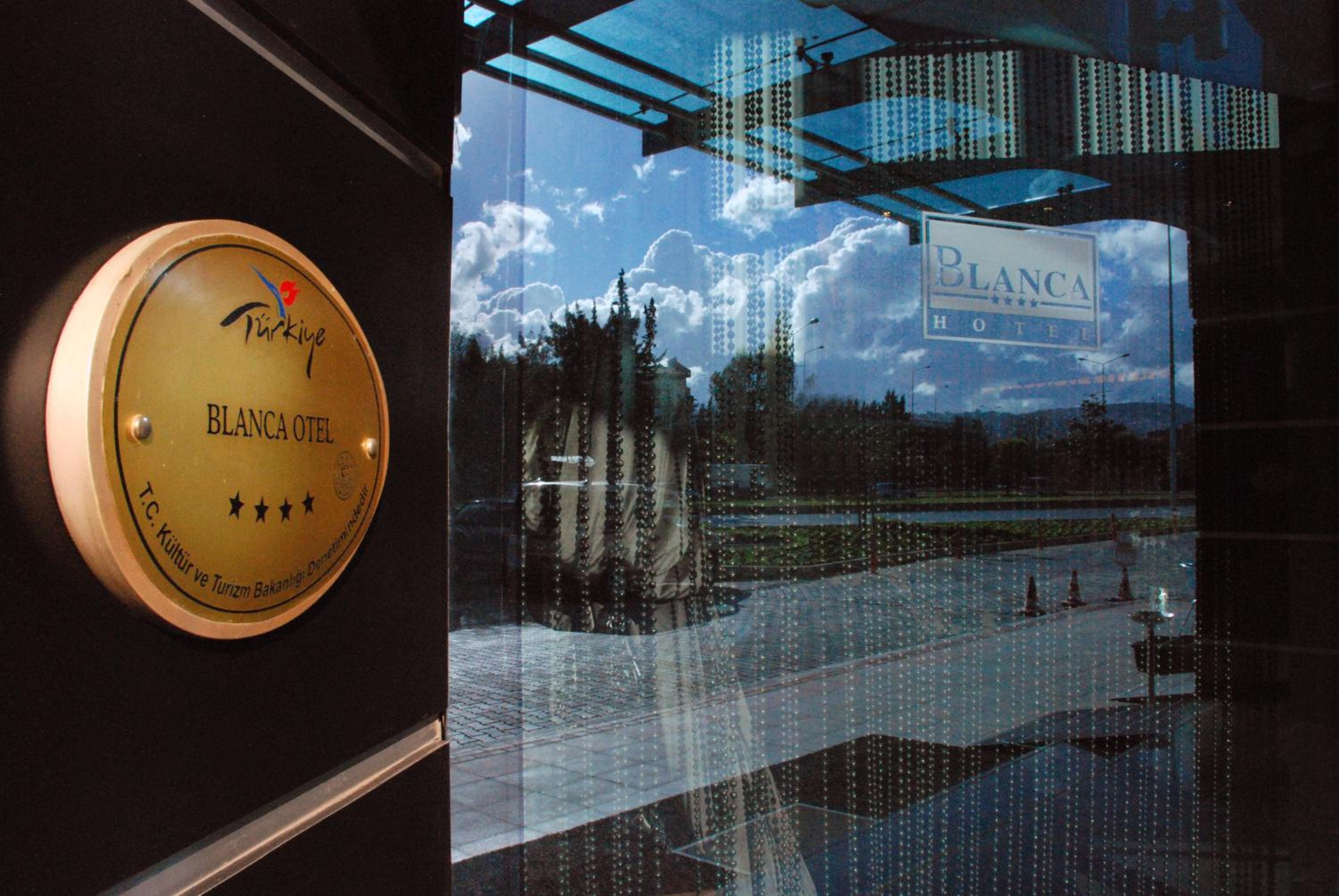 Blanca Otel - Image 75