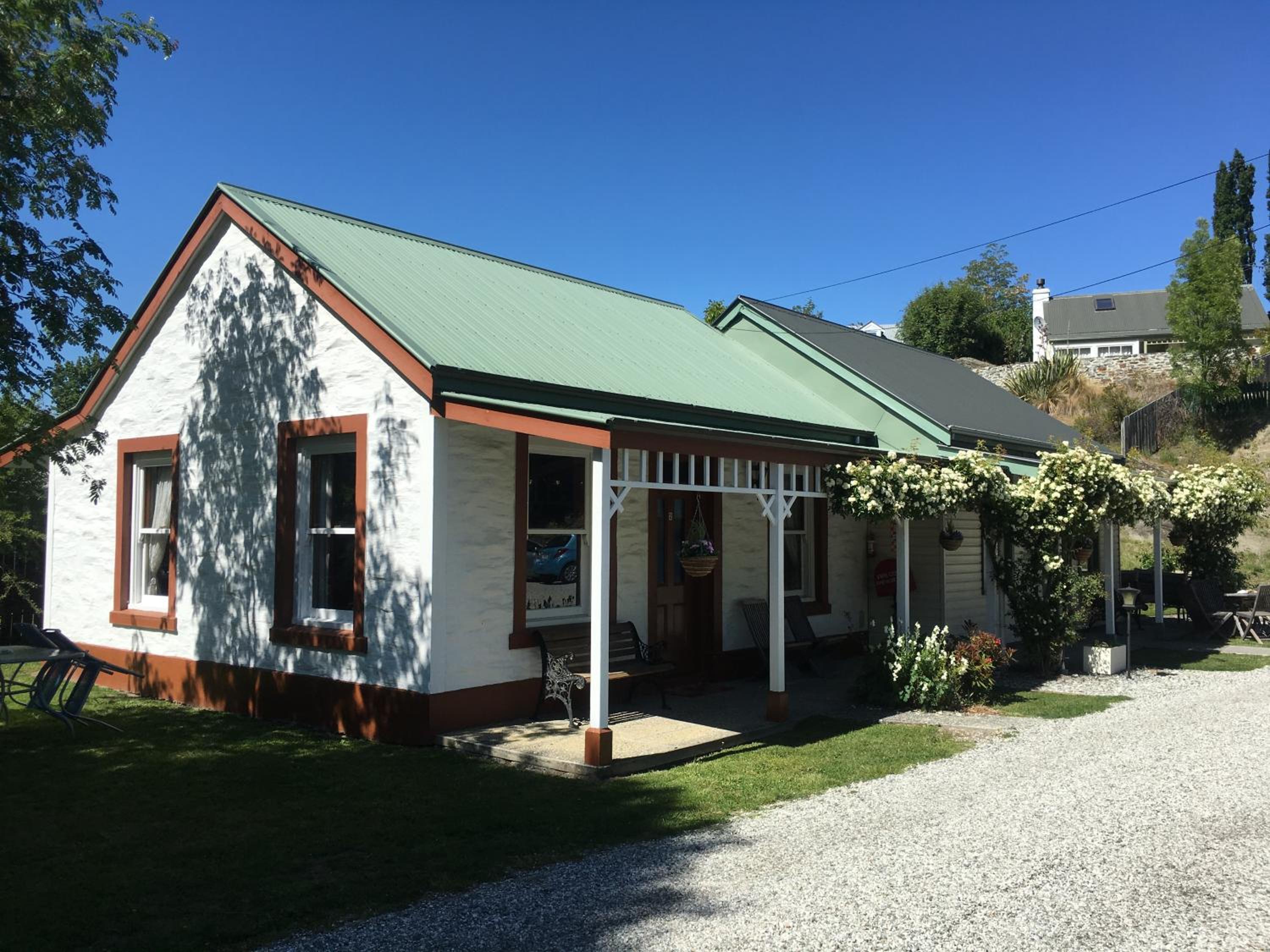 Settlers Cottage Motel