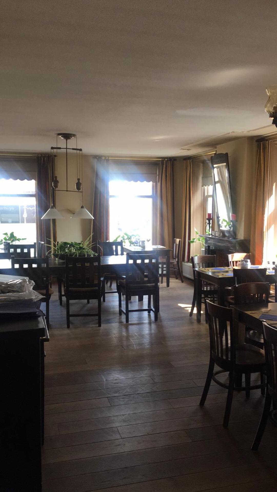restaurant