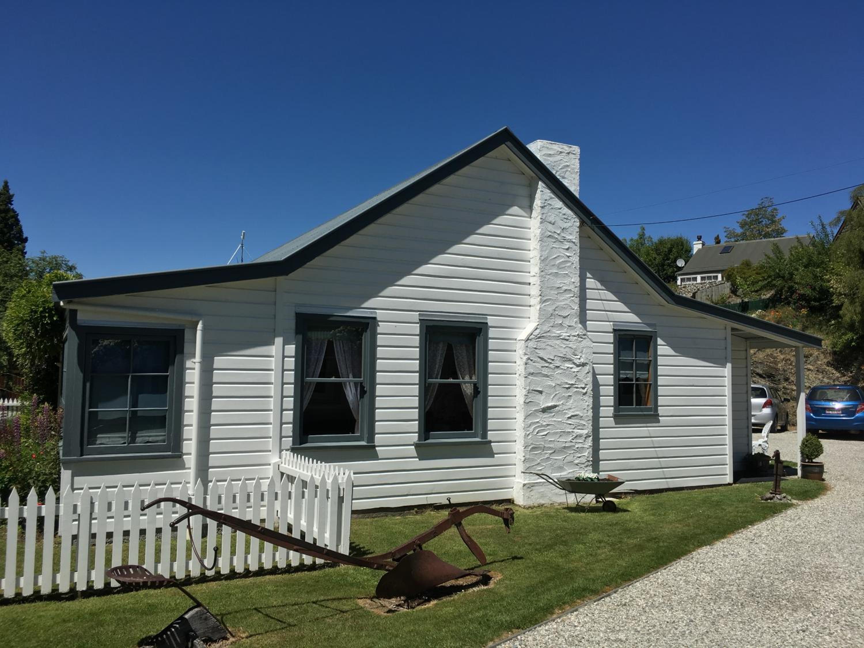 Settlers Cottage Motel