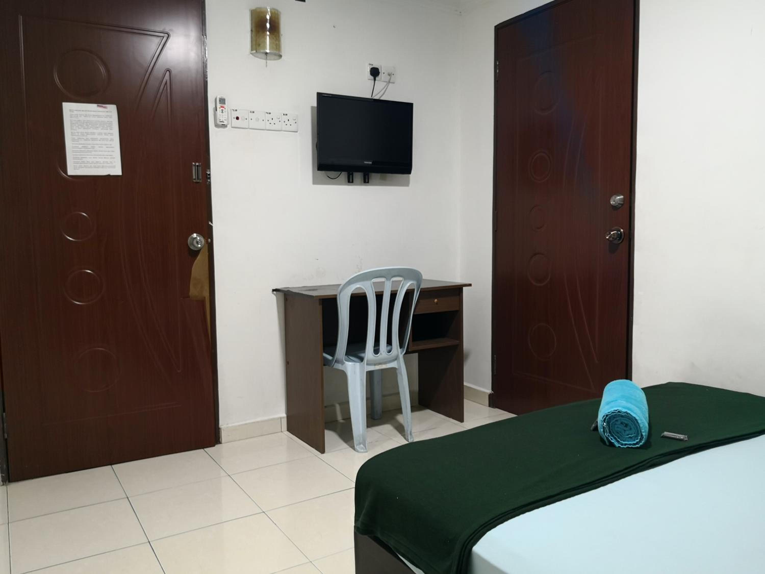 Midah lnn Puchong photo 2