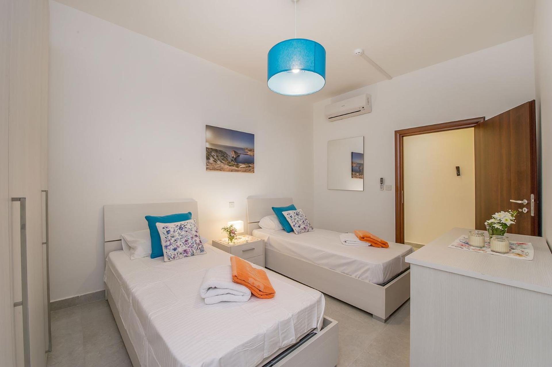 Hillock Residence Apartments