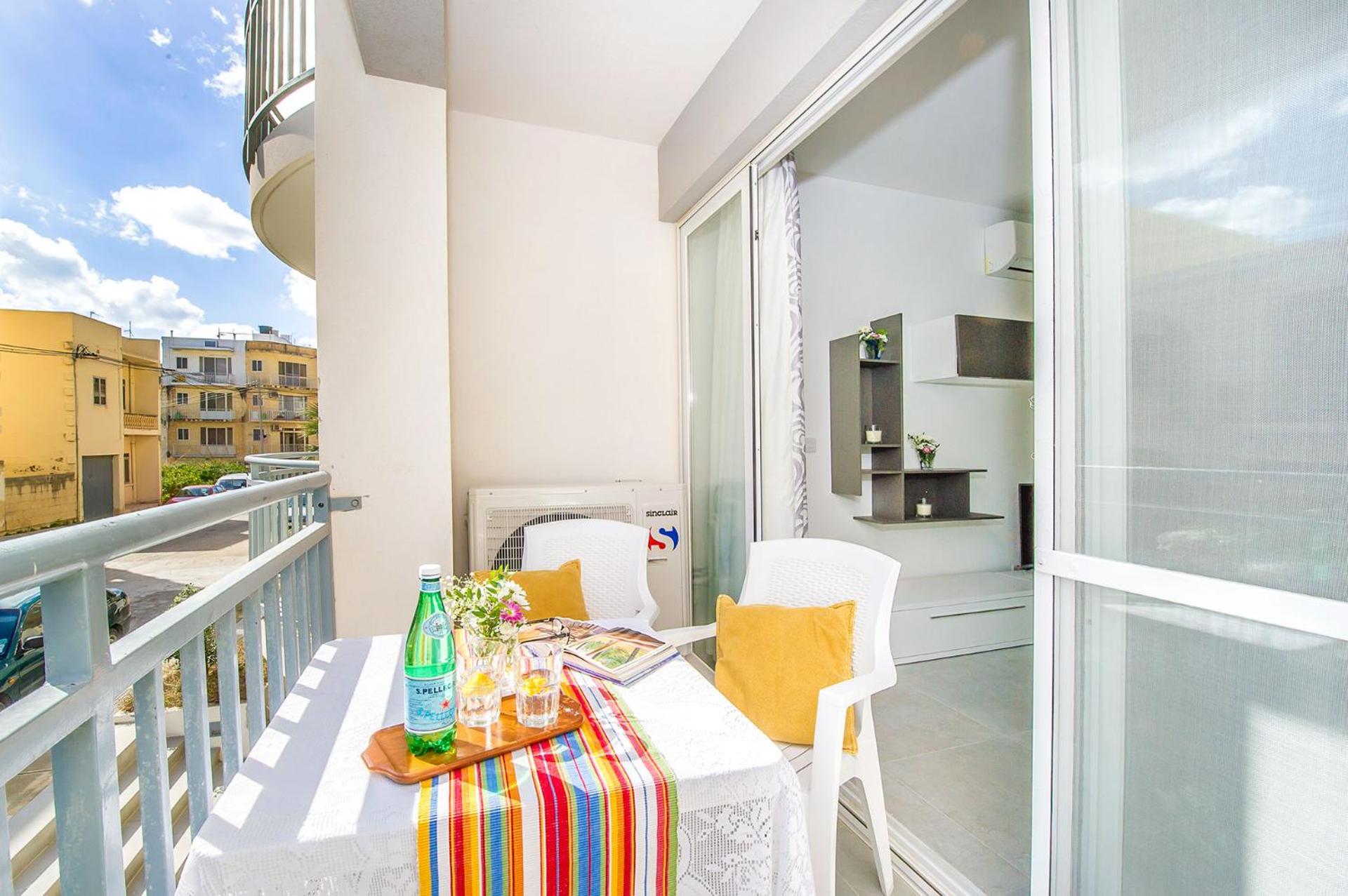 Hillock Residence Apartments