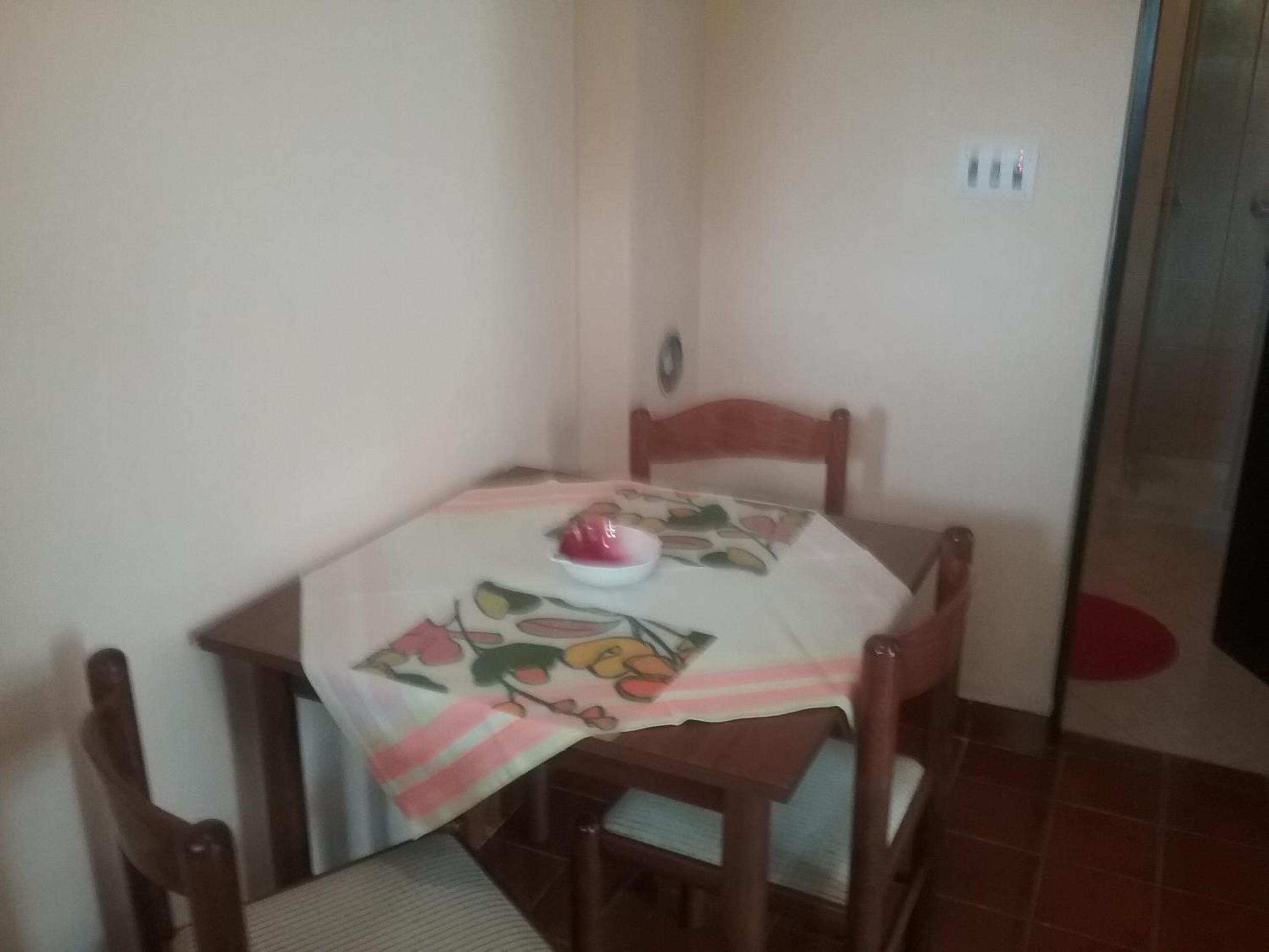Photo 51