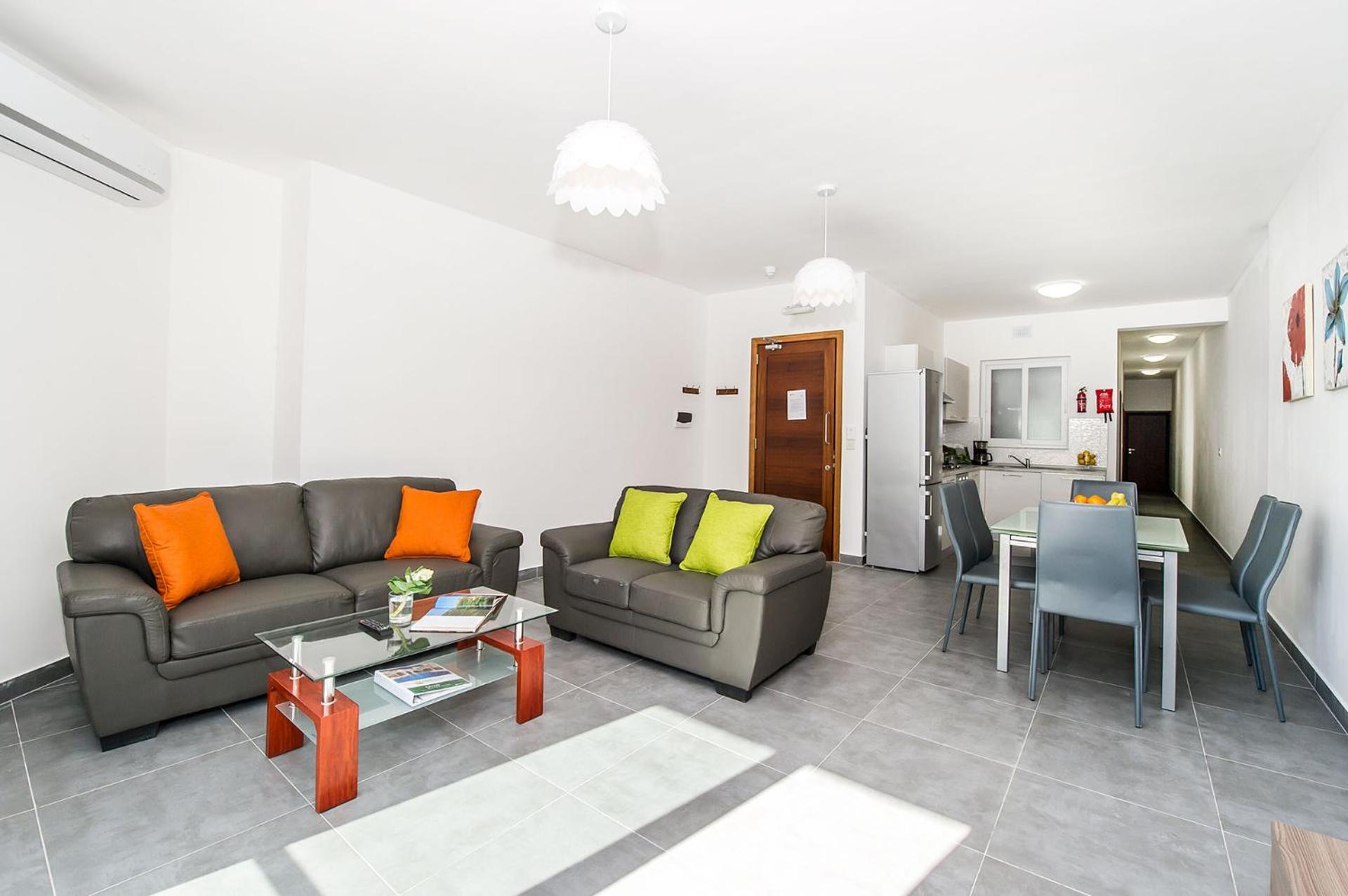 Hillock Residence Apartments