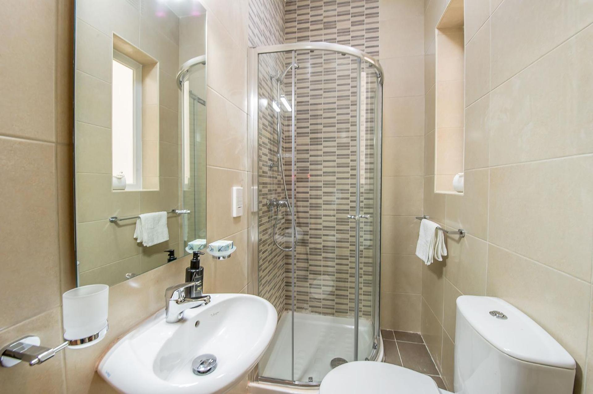 Hillock Residence Apartments