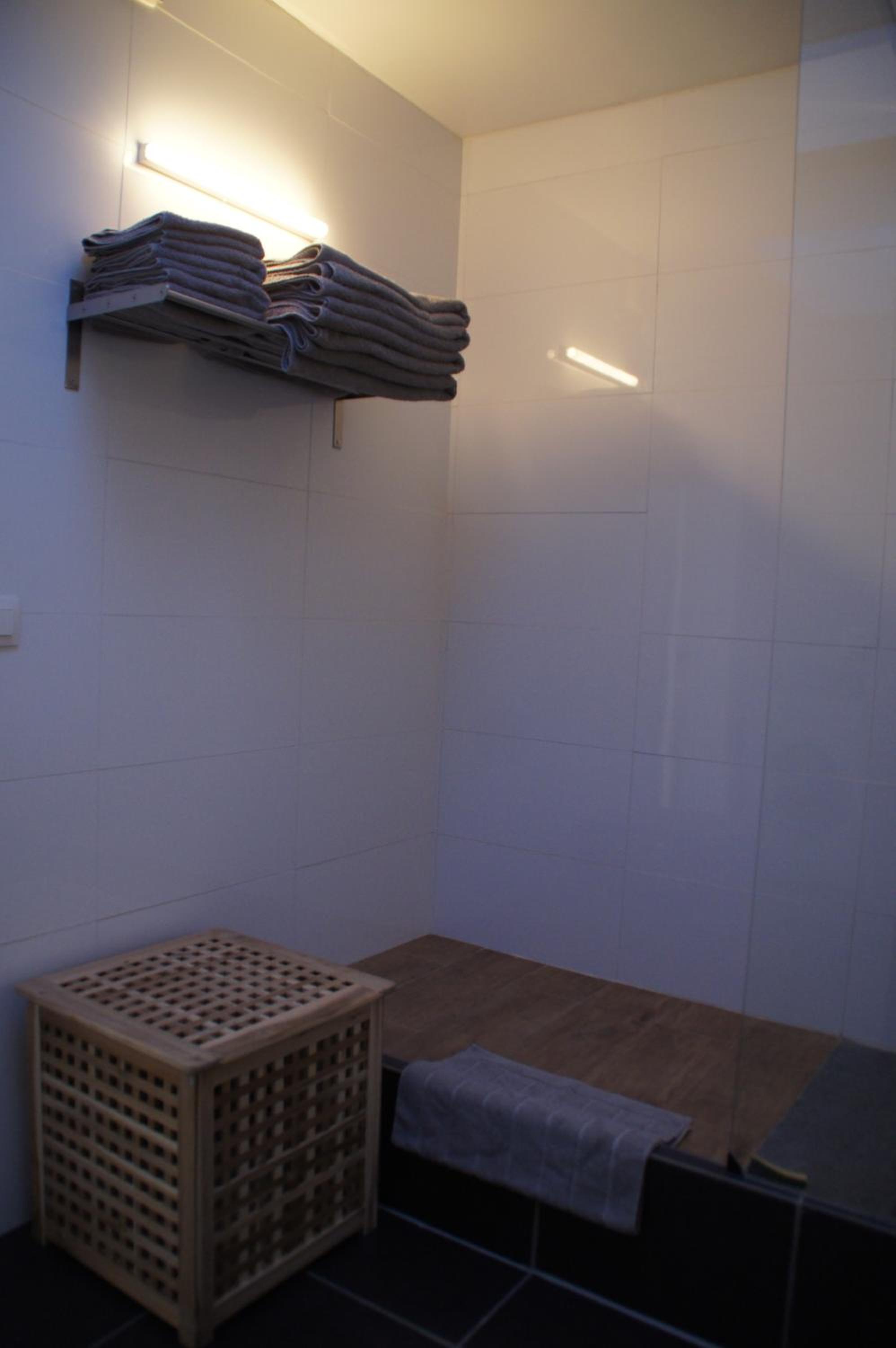 All Inn Holiday Home