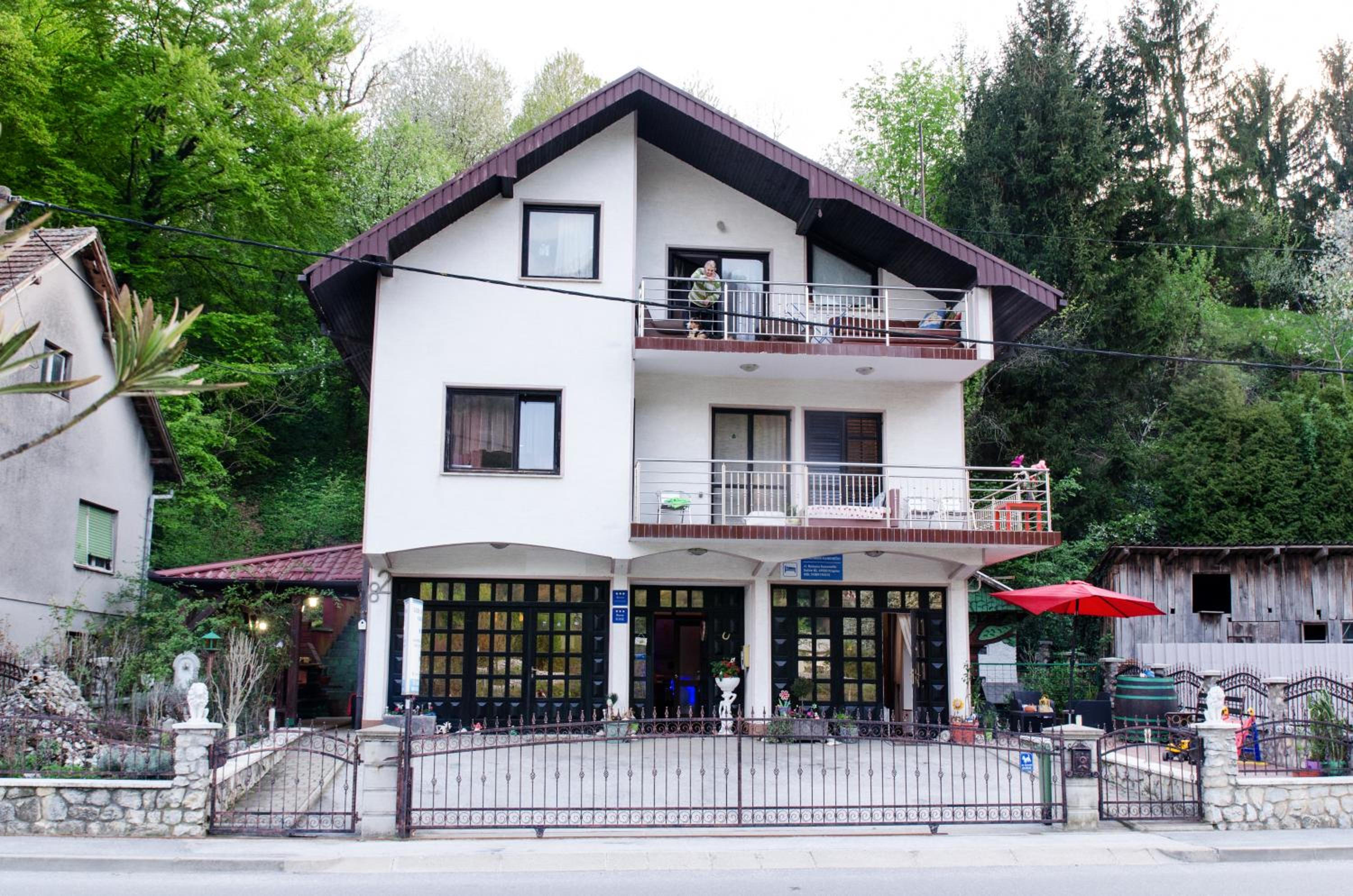 Hotel Apartments Kamenecki - Image 1