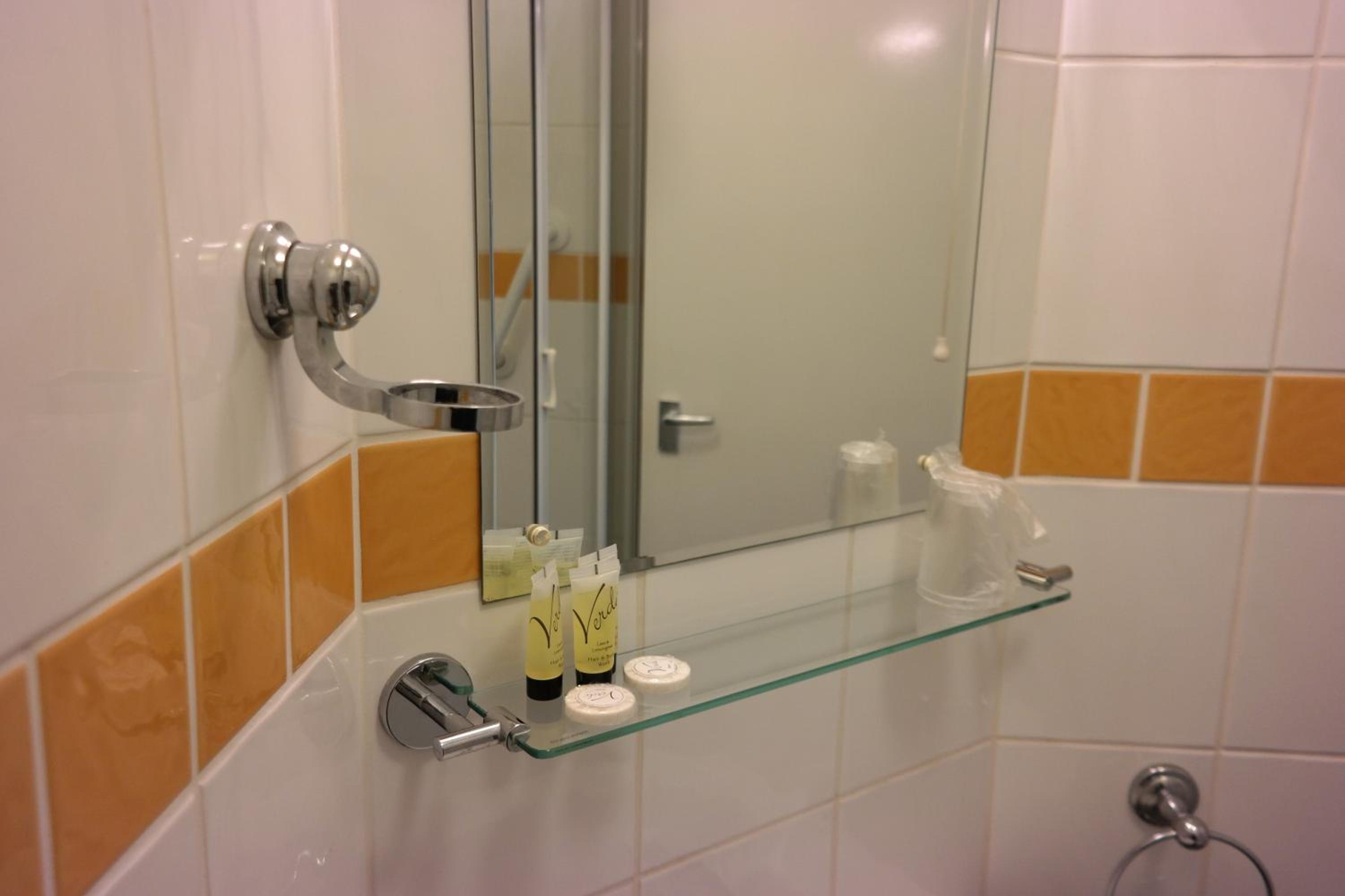 Photo 13
