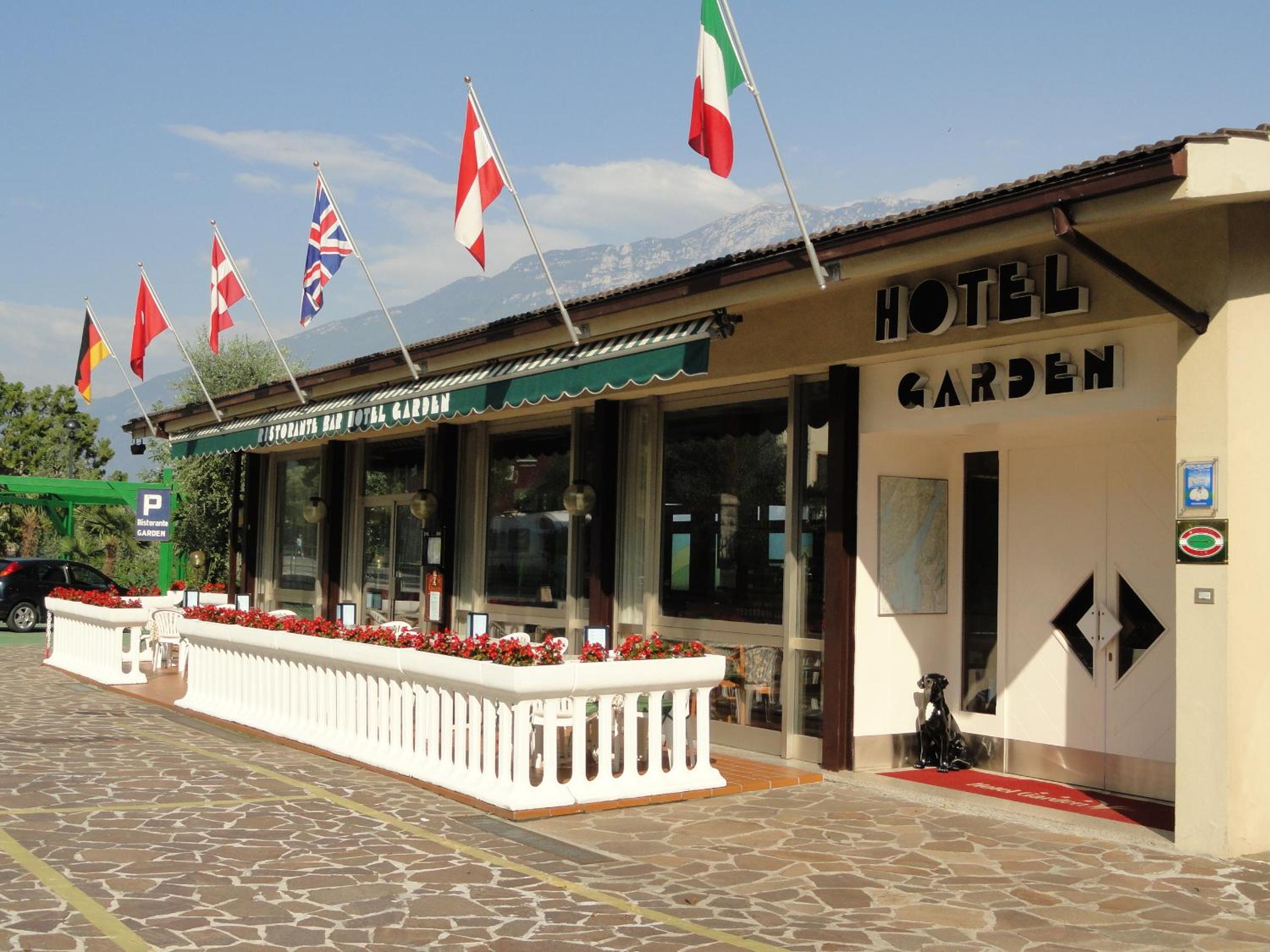 Hotel Garden - Image 1