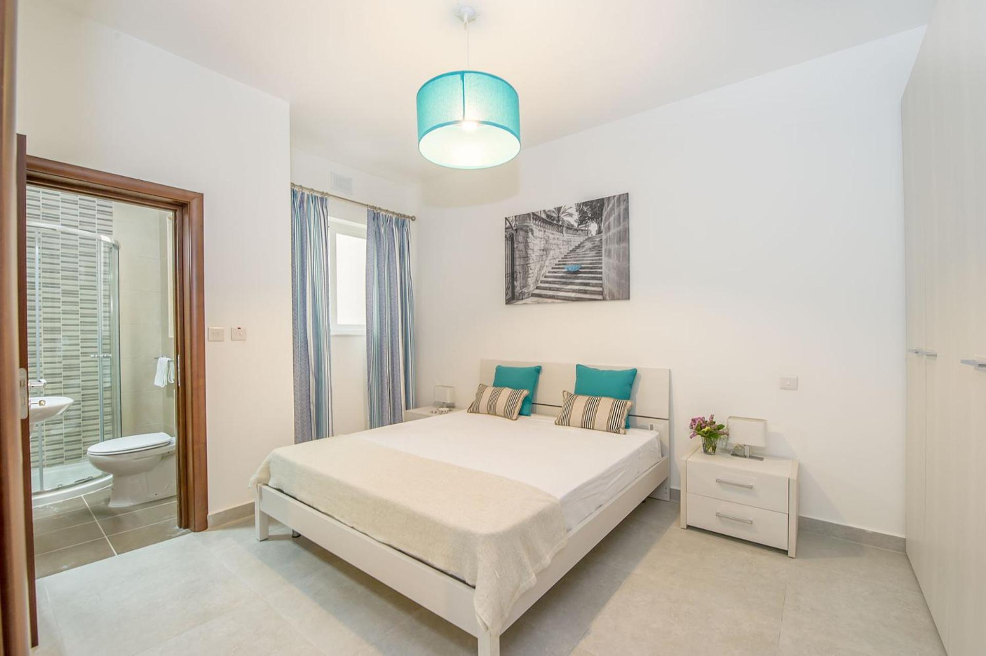 Hillock Residence Apartments