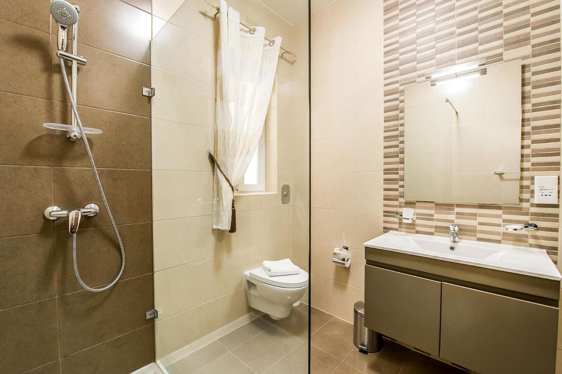 Hillock Residence Apartments